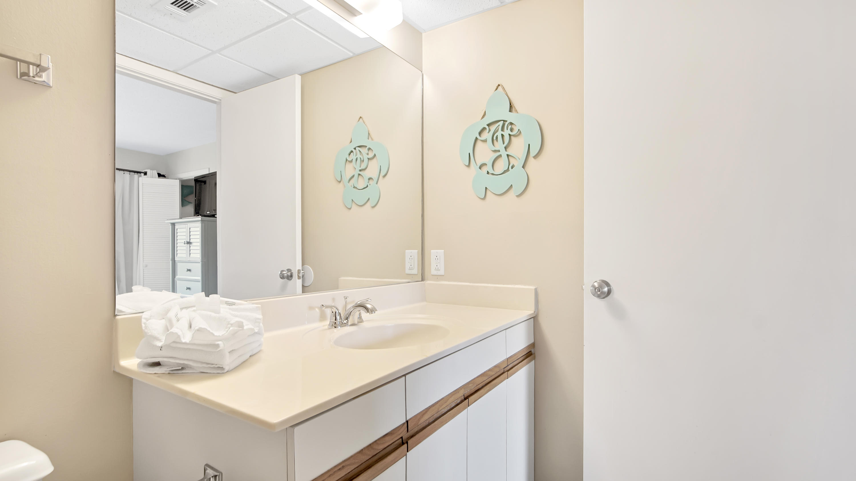 EDGEWATER - Residential