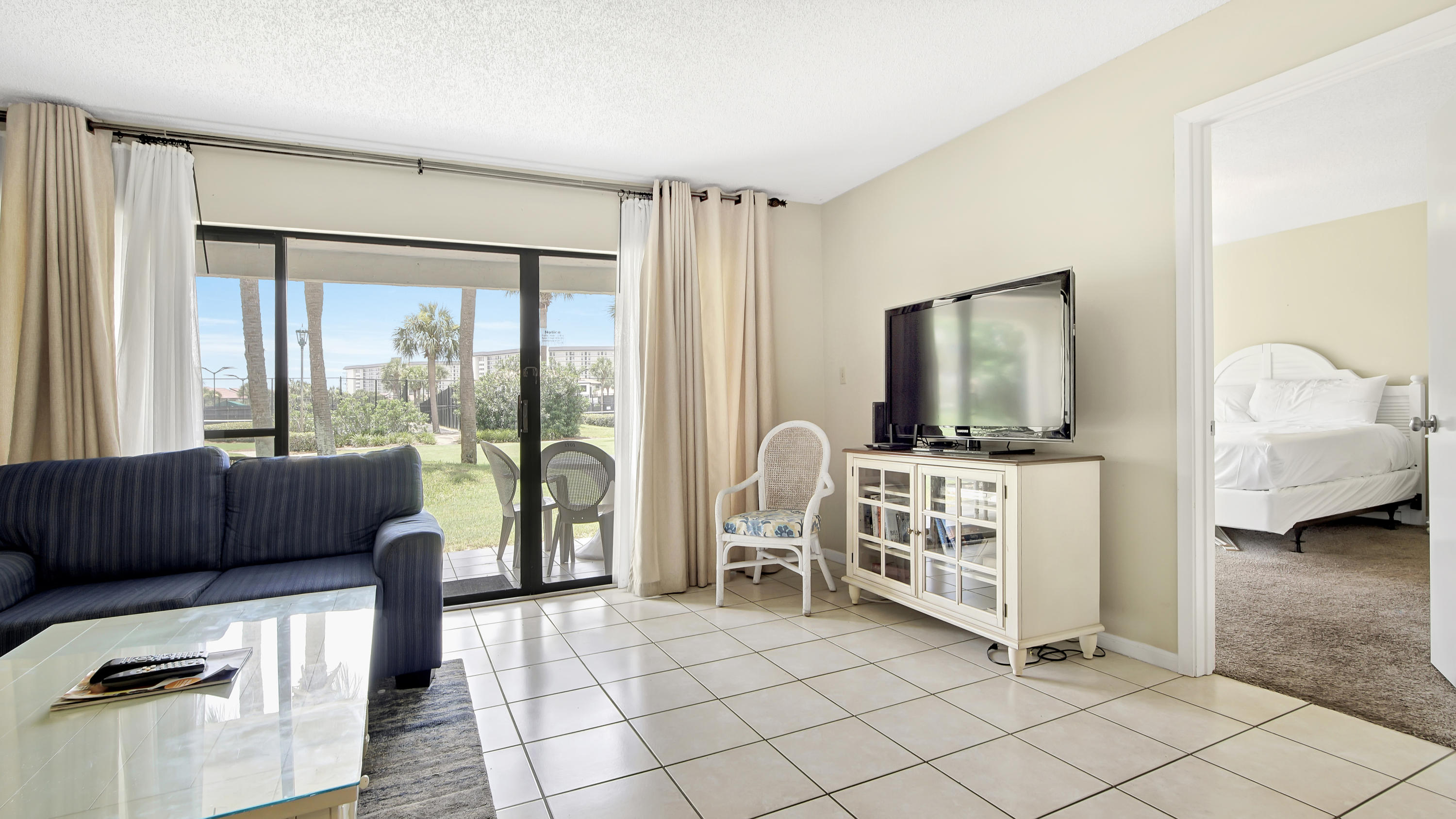 EDGEWATER - Residential