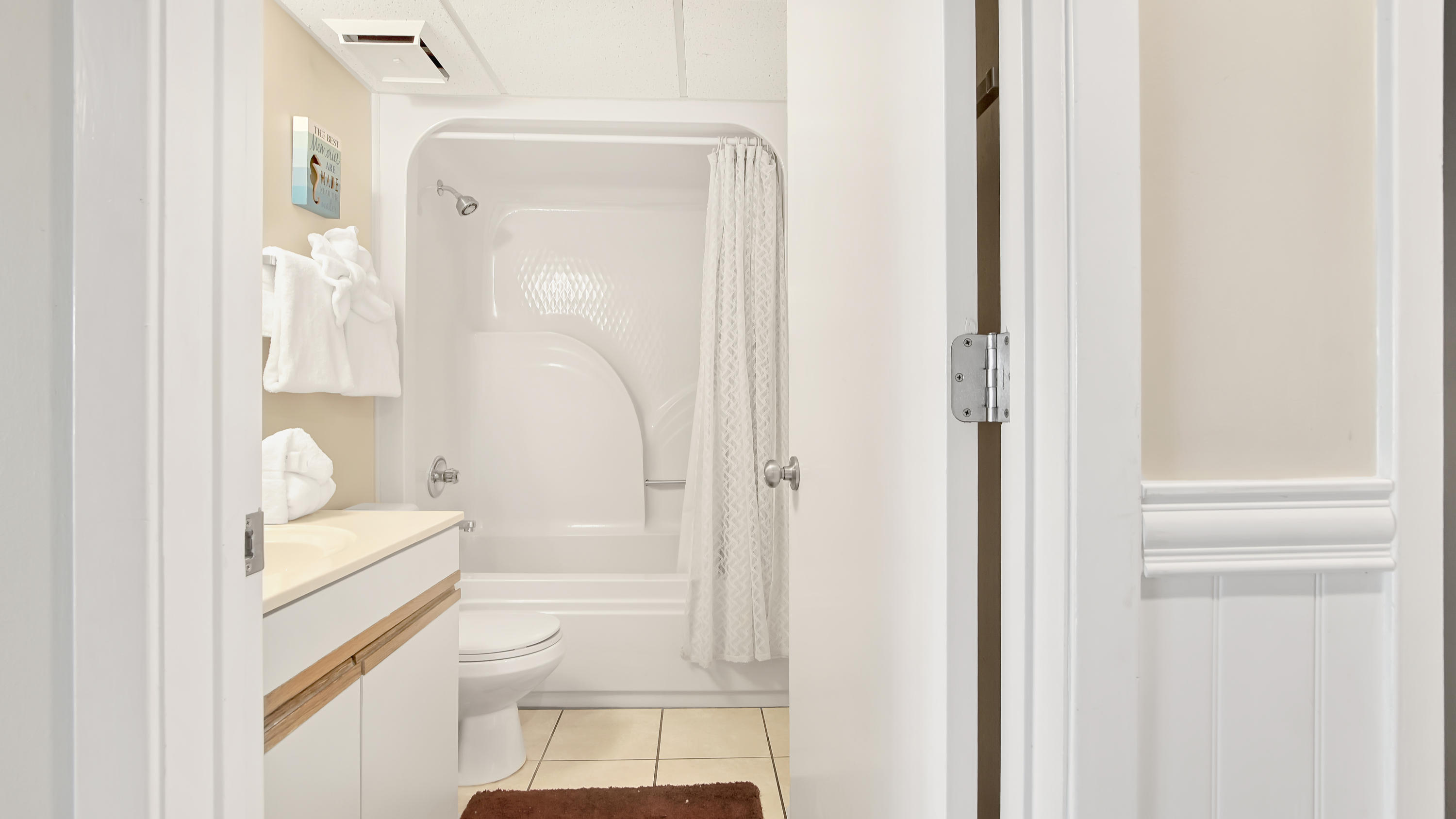 EDGEWATER - Residential