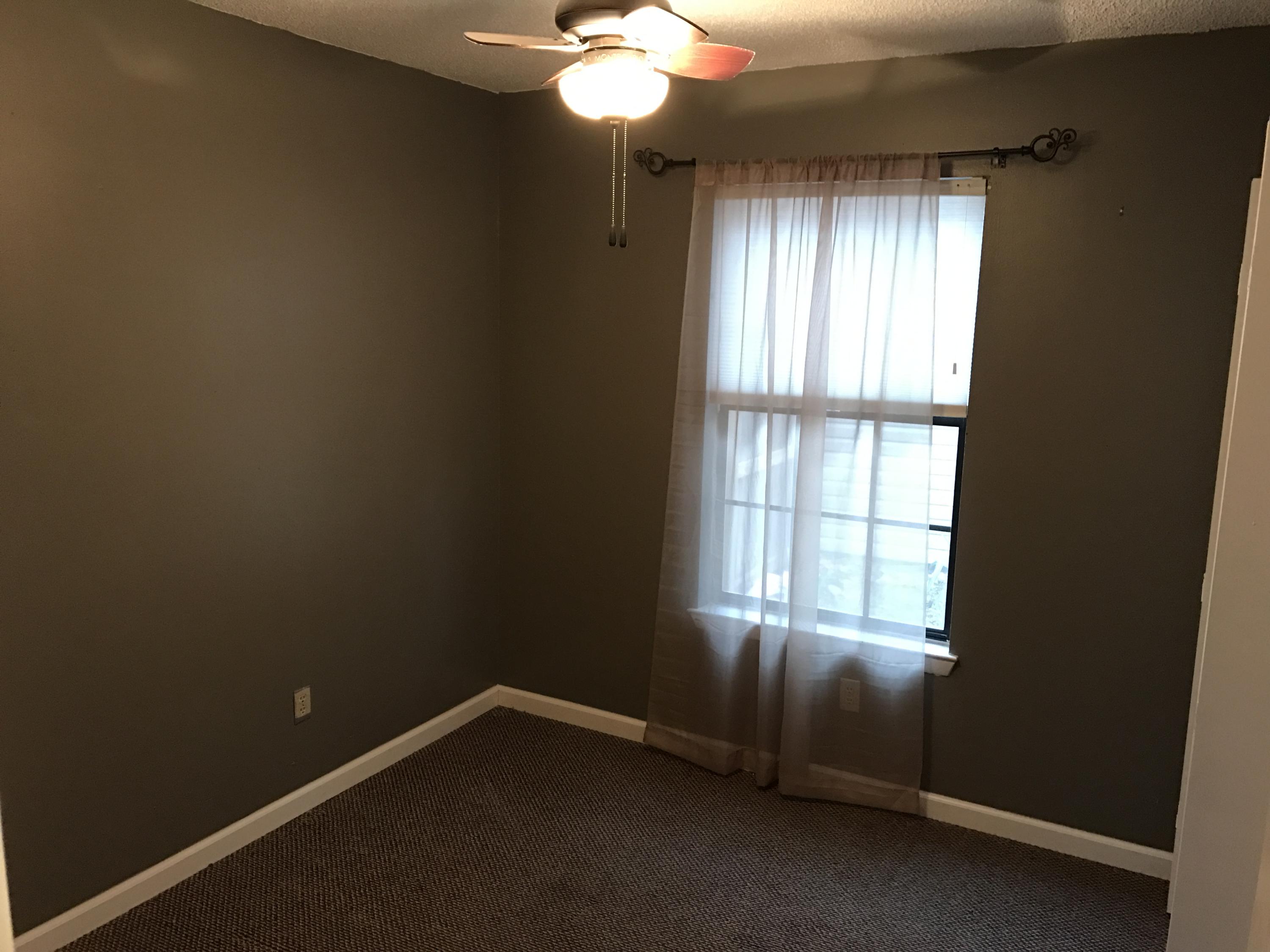 KELLY HILL ESTATES - Residential Lease