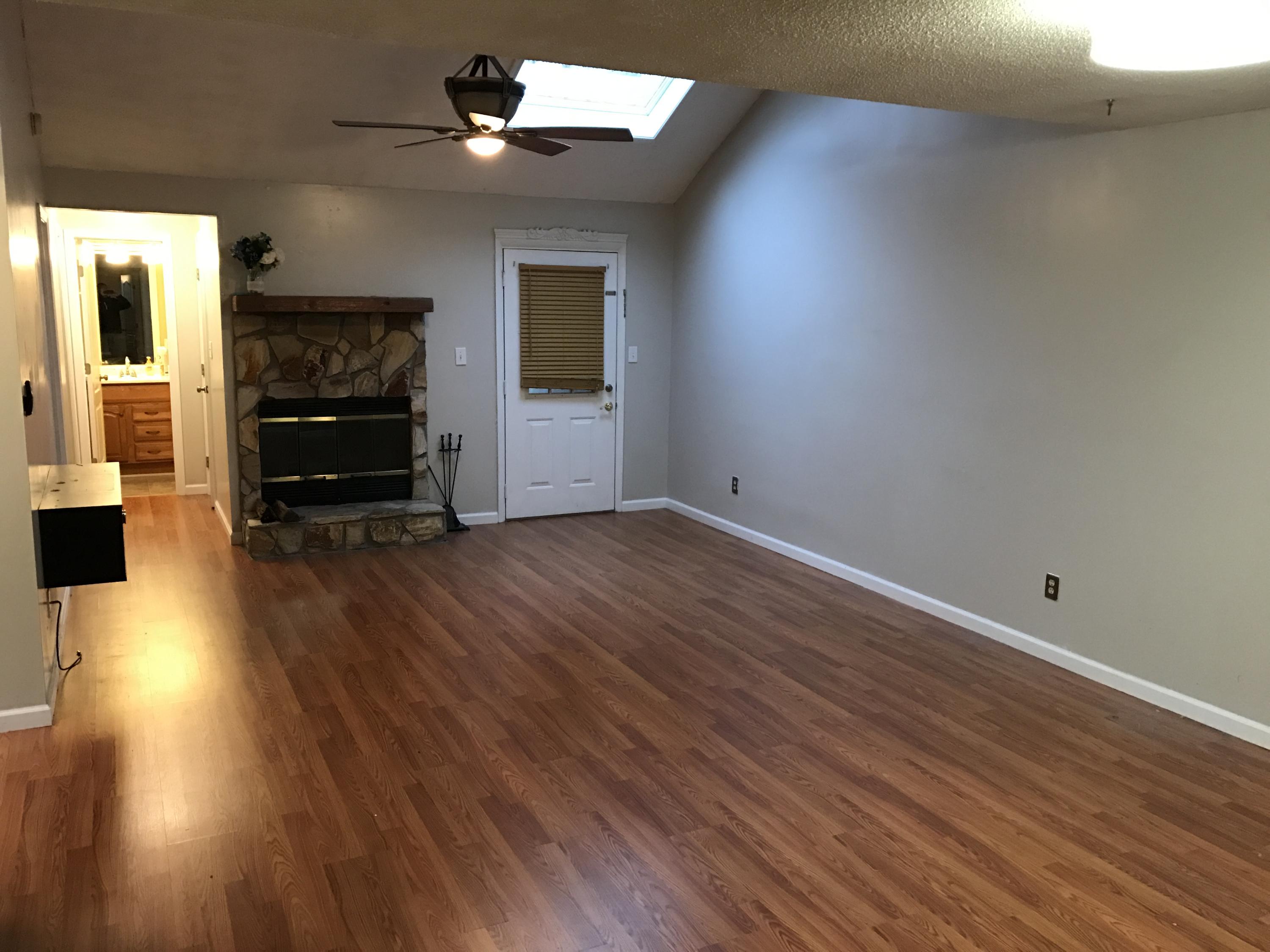 KELLY HILL ESTATES - Residential Lease