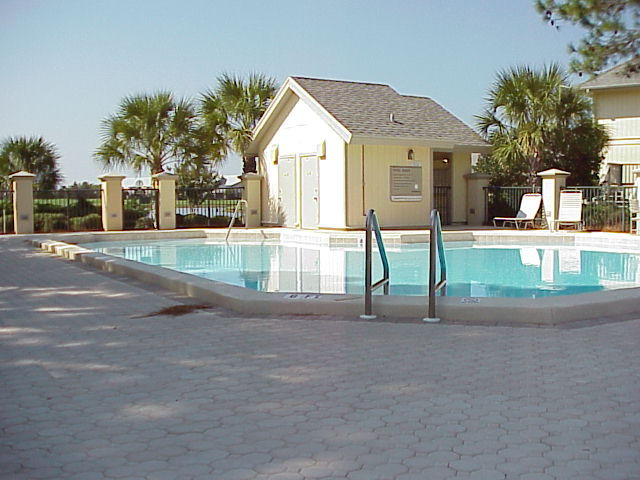 HARBOUR POINT CONDO - Residential