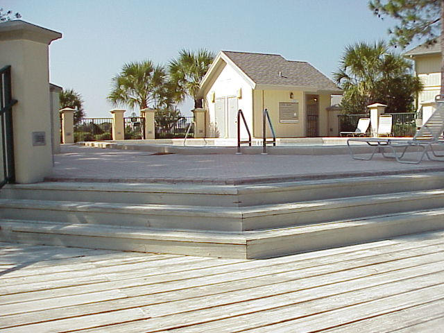 HARBOUR POINT CONDO - Residential