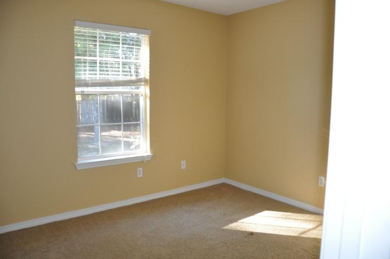 WOODBURY FOREST - Residential