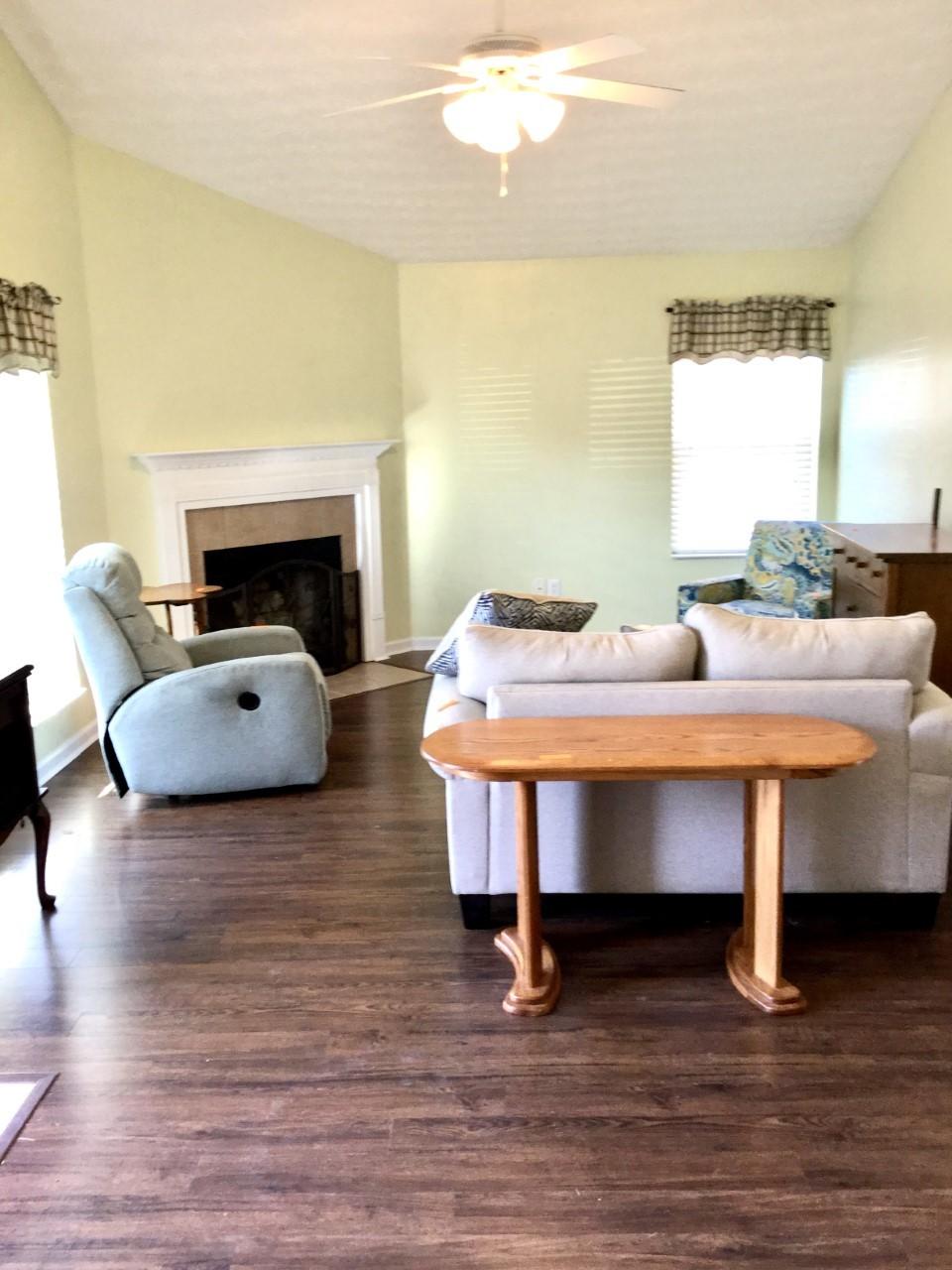 BRANDON OAKS 1ST ADDITION - Residential