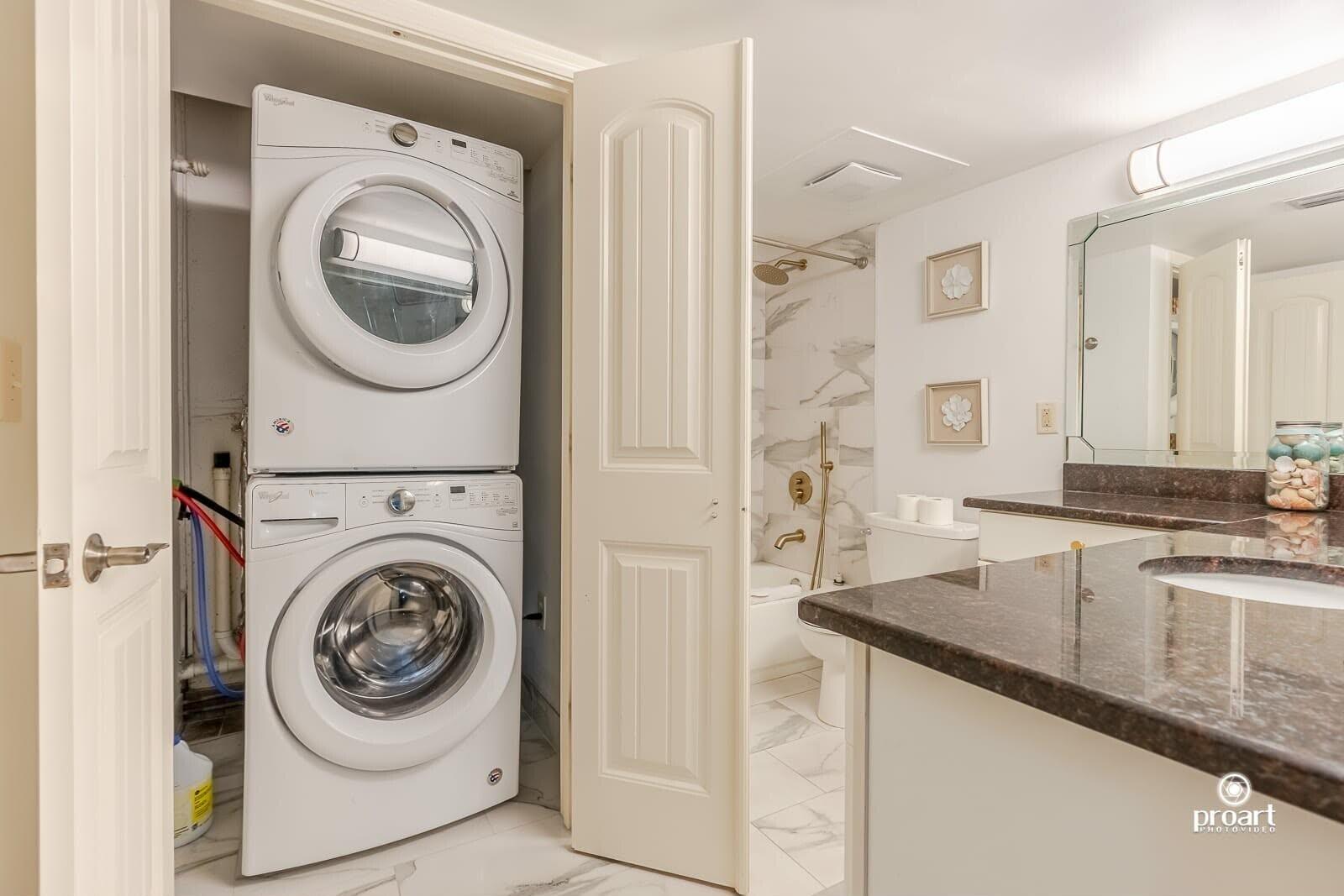 SHORELINE TOWERS 2 - Residential