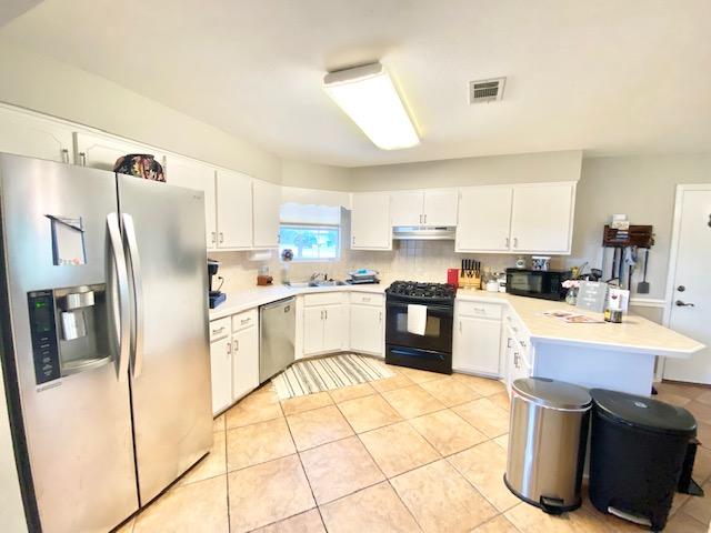 MEADOW WOODS - Residential Lease
