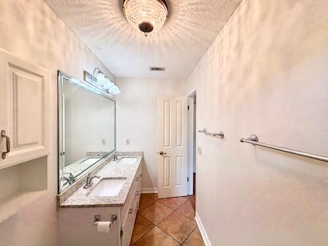 MEADOW WOODS - Residential Lease