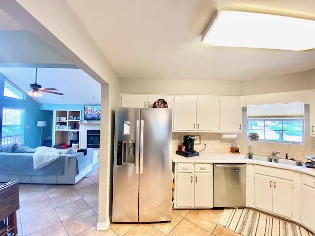 MEADOW WOODS - Residential Lease