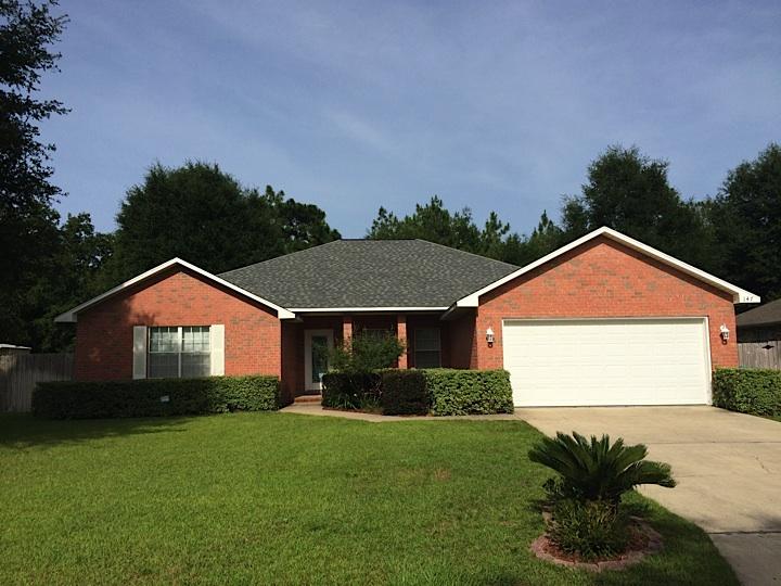 SHORT SALE! Wait Until you see this gorgeous Short Sale in Old Bethel Estates ! Underground utilities, curbs & gutters, Landscape is manicured & is brick with Vinyl soffits. Split Bedroom plan with ceiling fans in beautiful Trees are ABUNDANT! * Home great room & Master Bedroom. Separate shower in the master bath with double vanity & walk in closet. Kitchen has large pantry, solid surface range top and lots of cabinet room! Too much to list everything ! Call to make your appointment to view this home today !