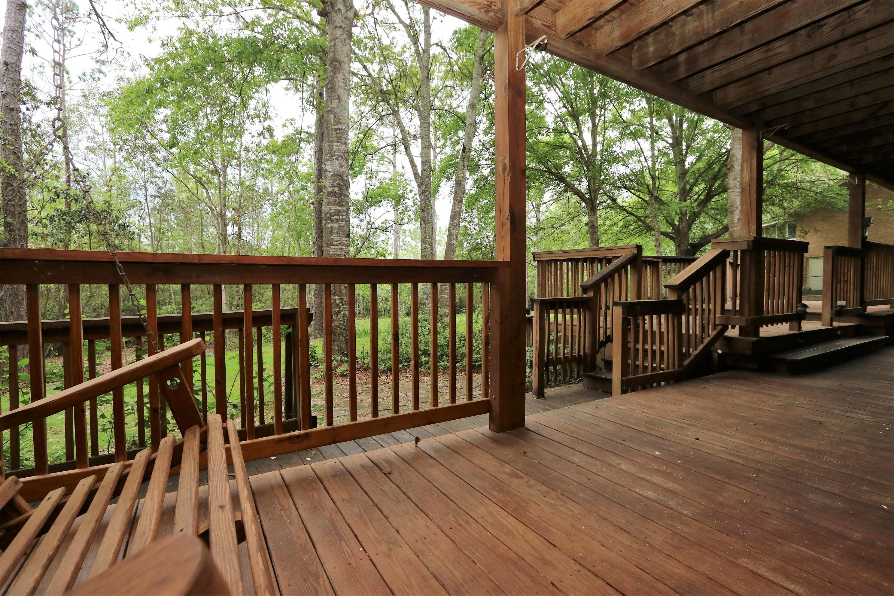 COUNTRYVIEW EST - Residential