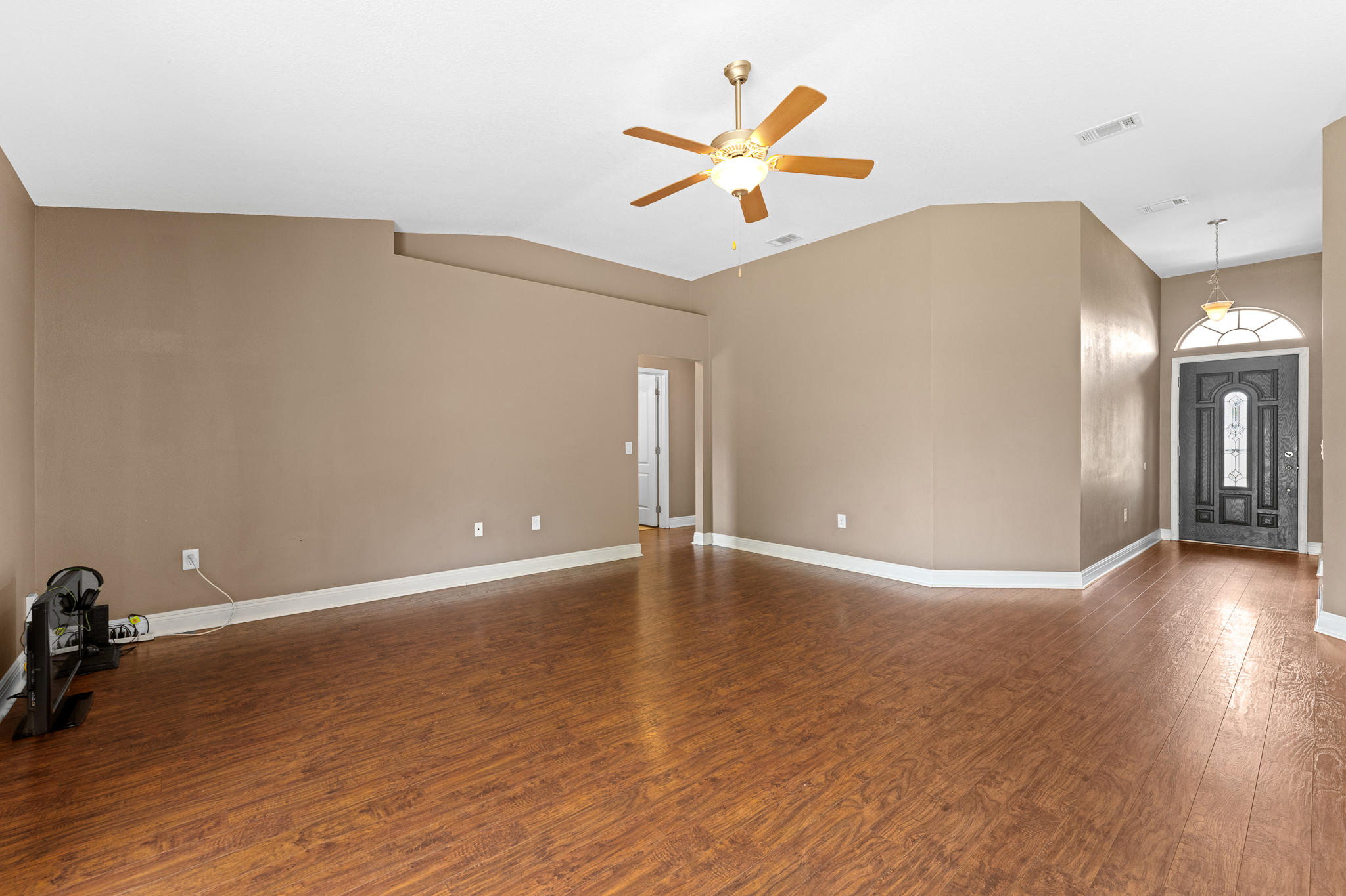 LA MESA AT HIDDEN CREEK - Residential