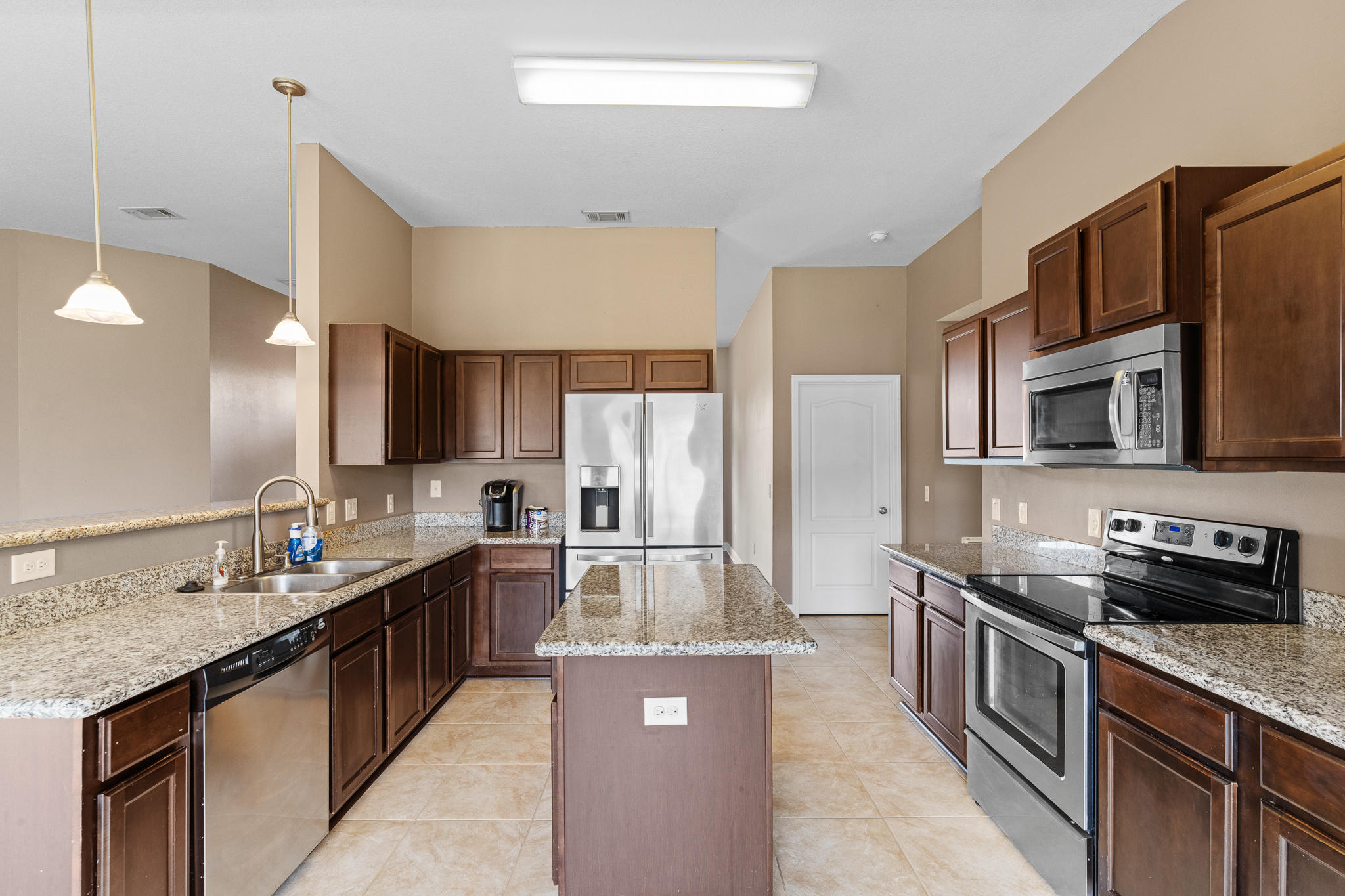 LA MESA AT HIDDEN CREEK - Residential