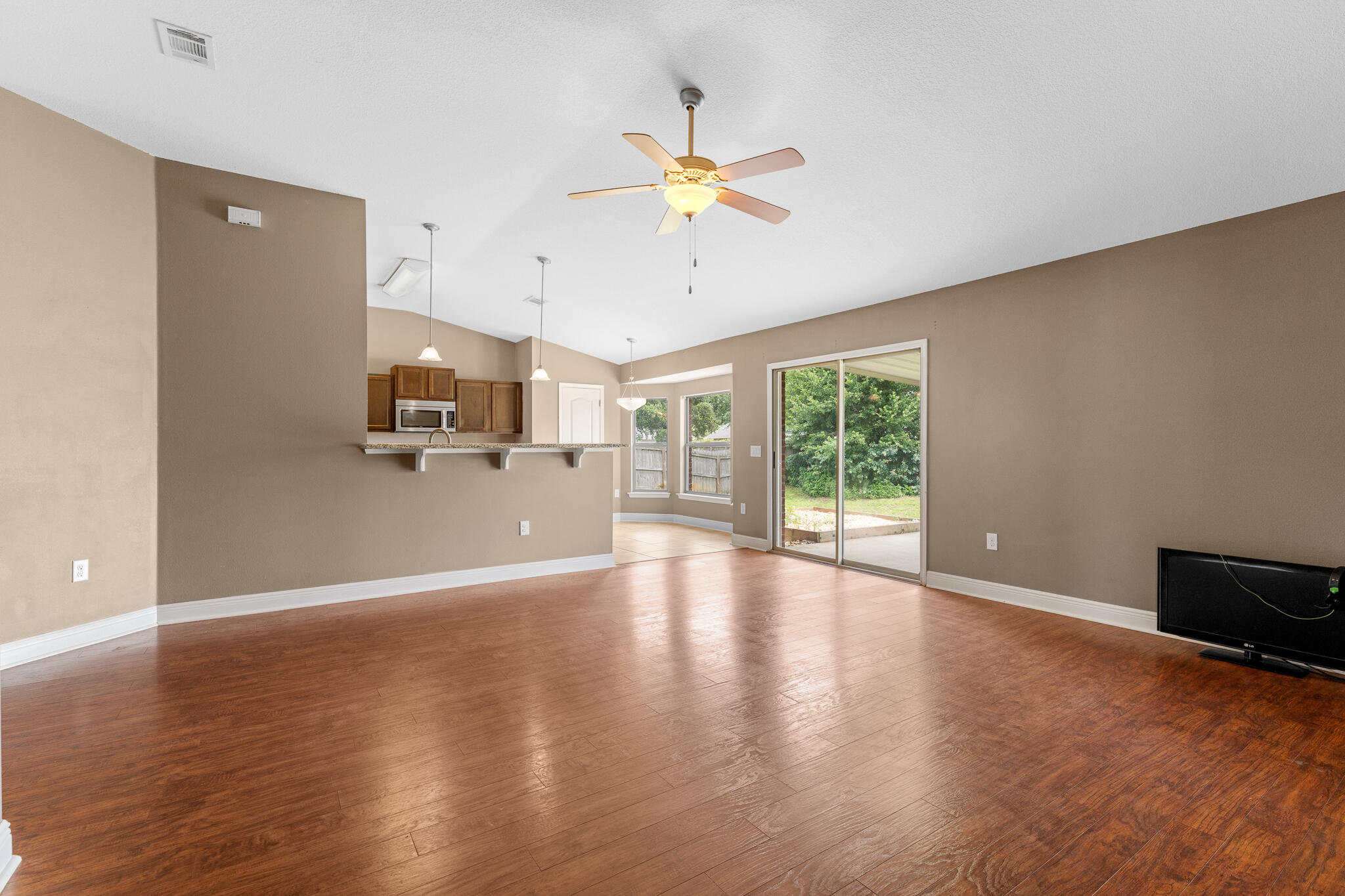 LA MESA AT HIDDEN CREEK - Residential