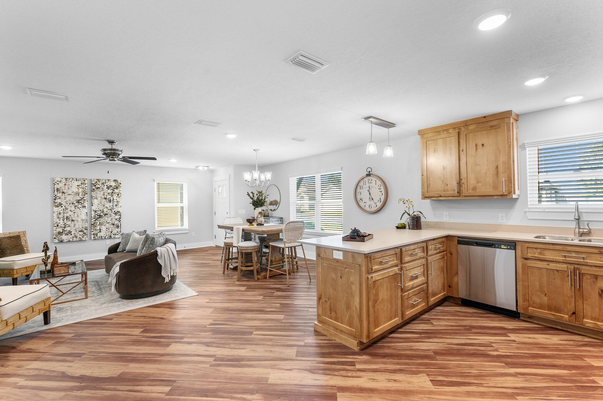Ashlee Manor - Residential