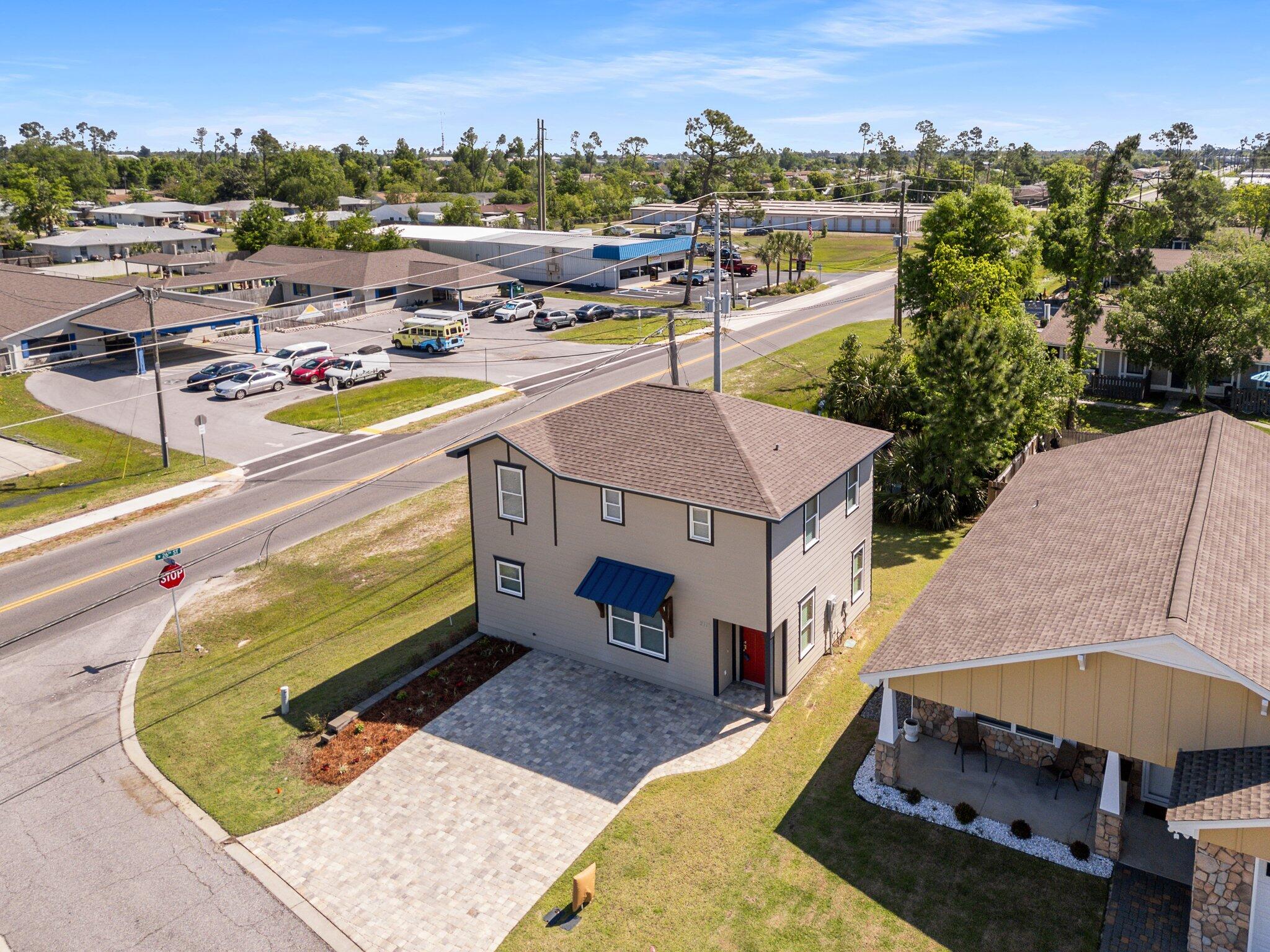 Ashlee Manor - Residential