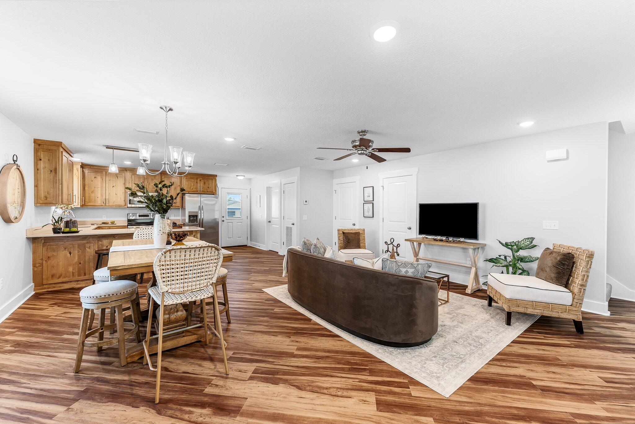 Ashlee Manor - Residential