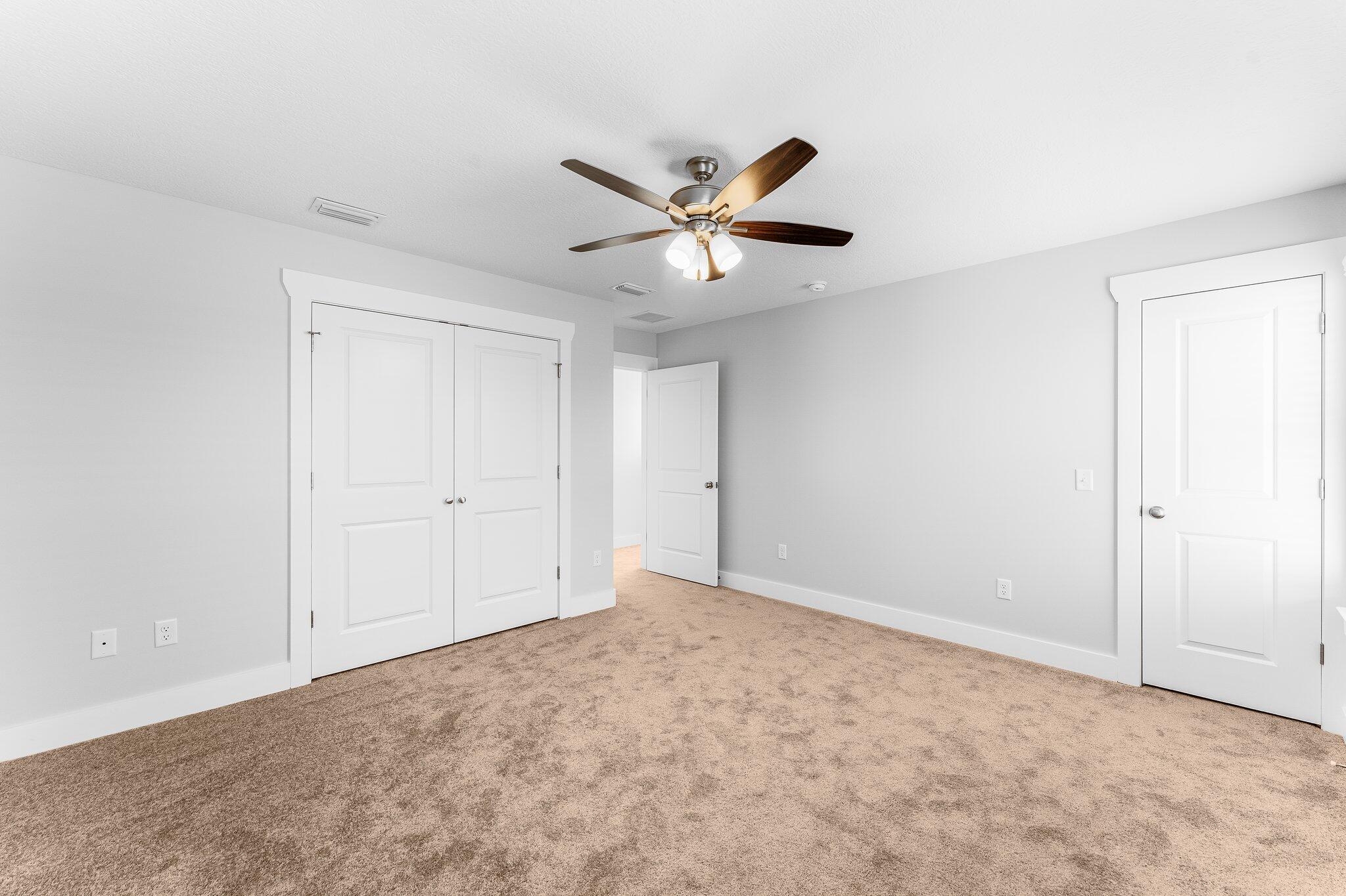 Ashlee Manor - Residential