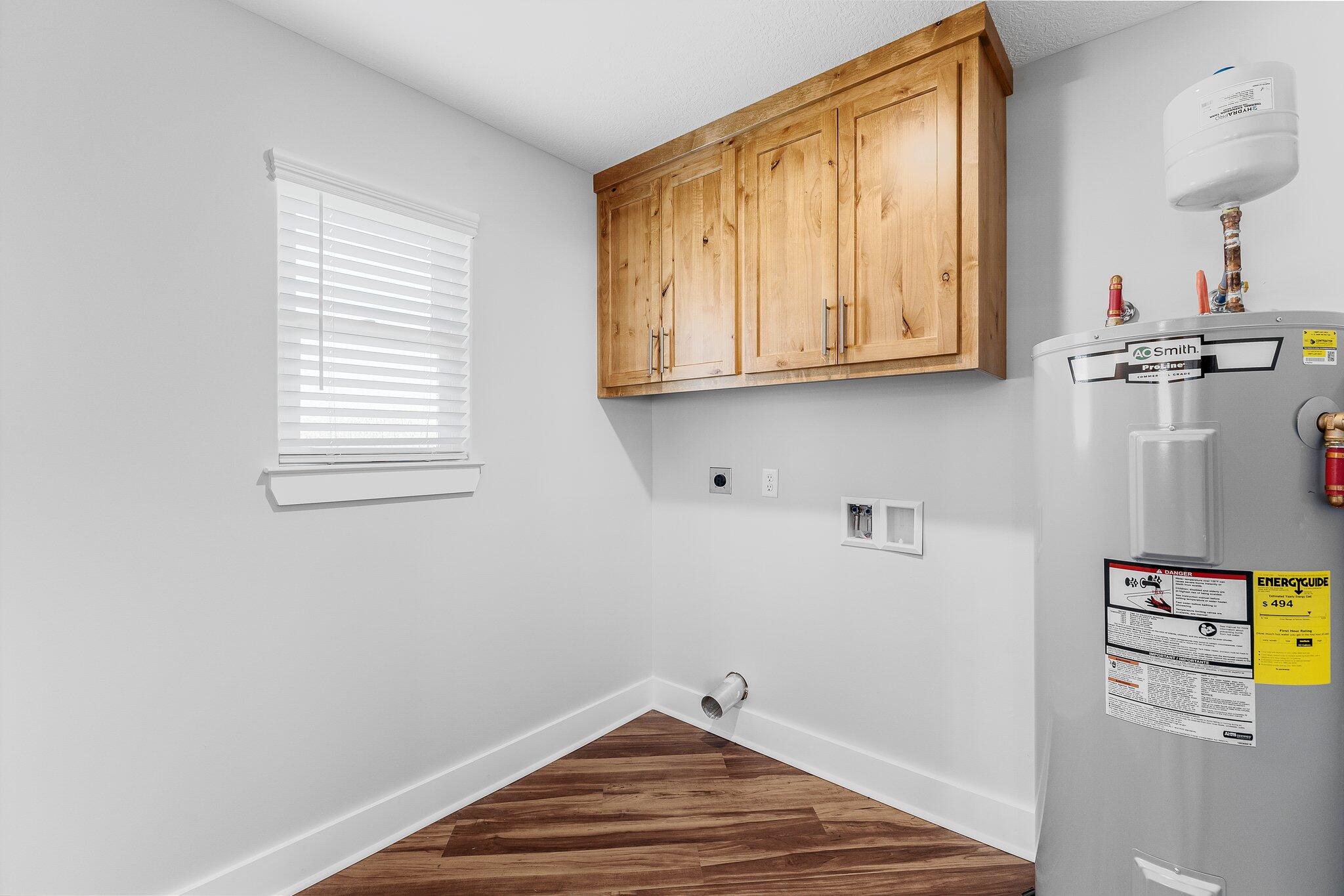 Ashlee Manor - Residential