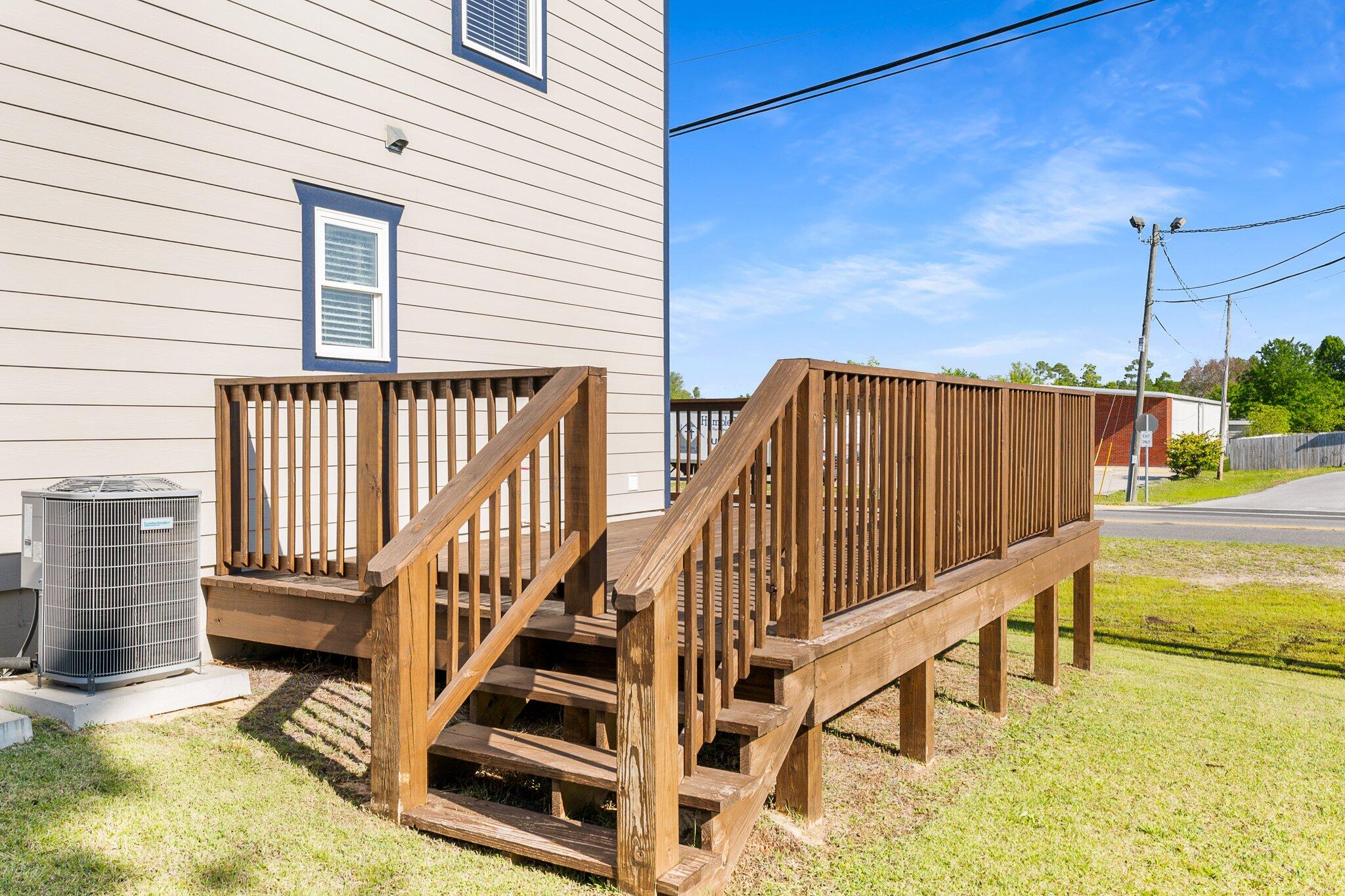 Ashlee Manor - Residential