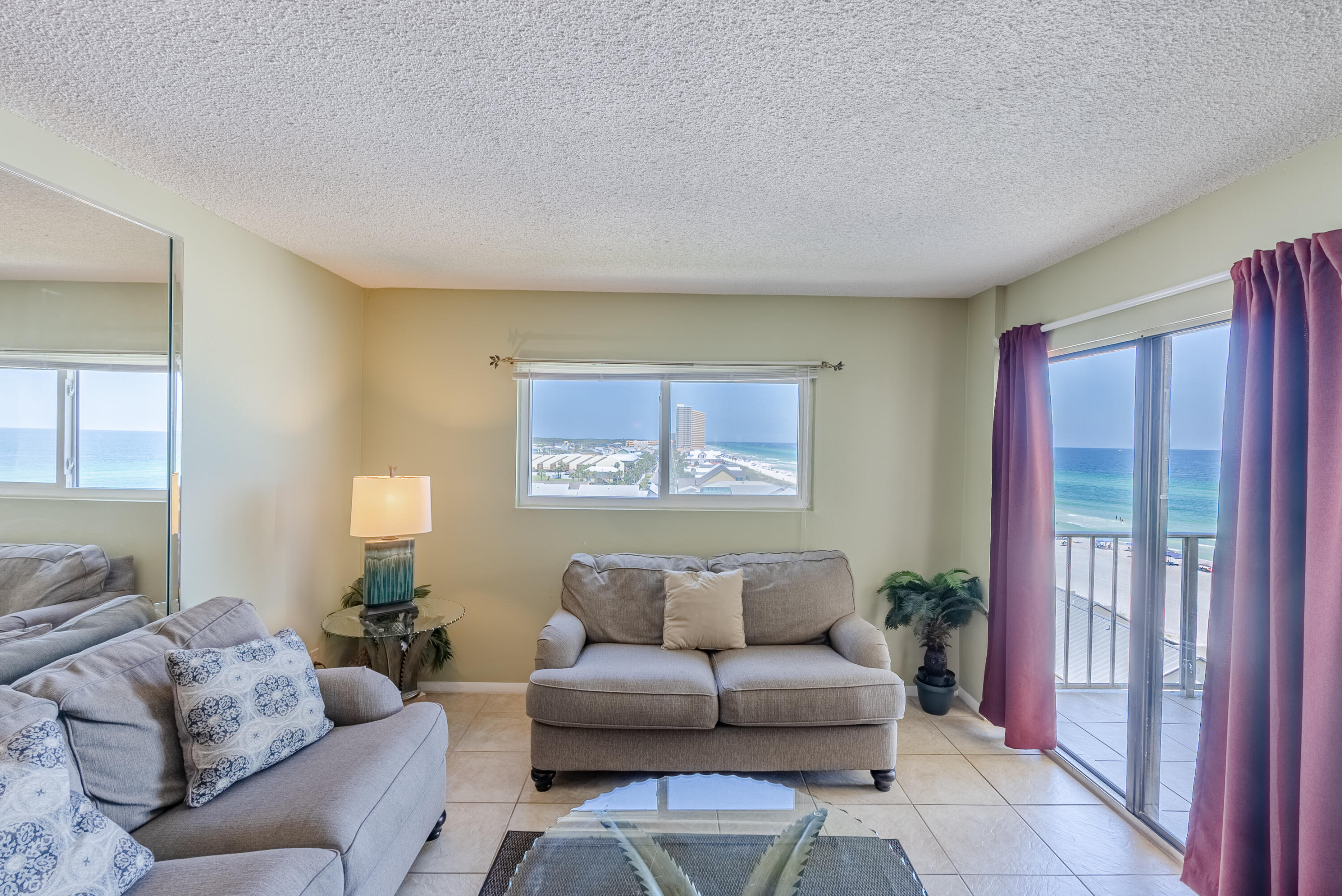 REGENCY TOWERS CONDO - Residential