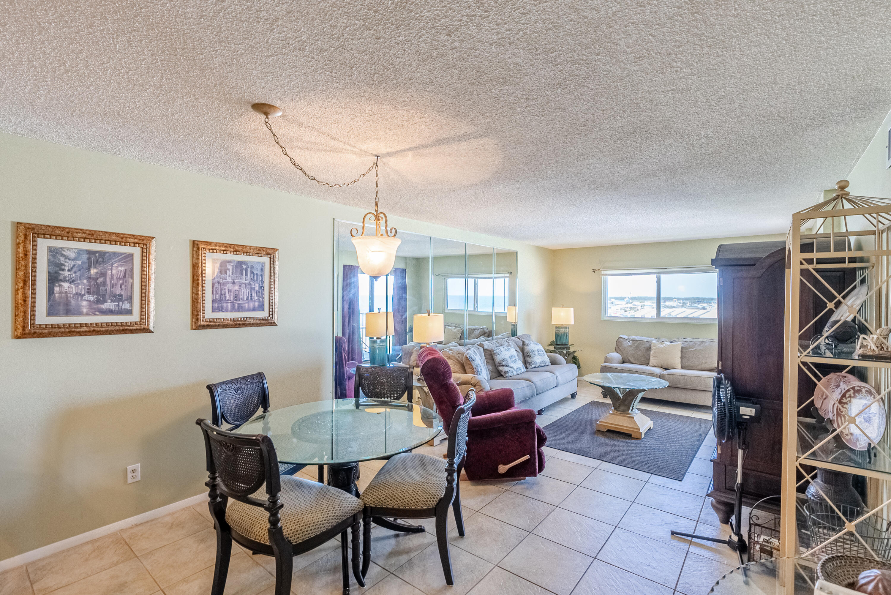 REGENCY TOWERS CONDO - Residential