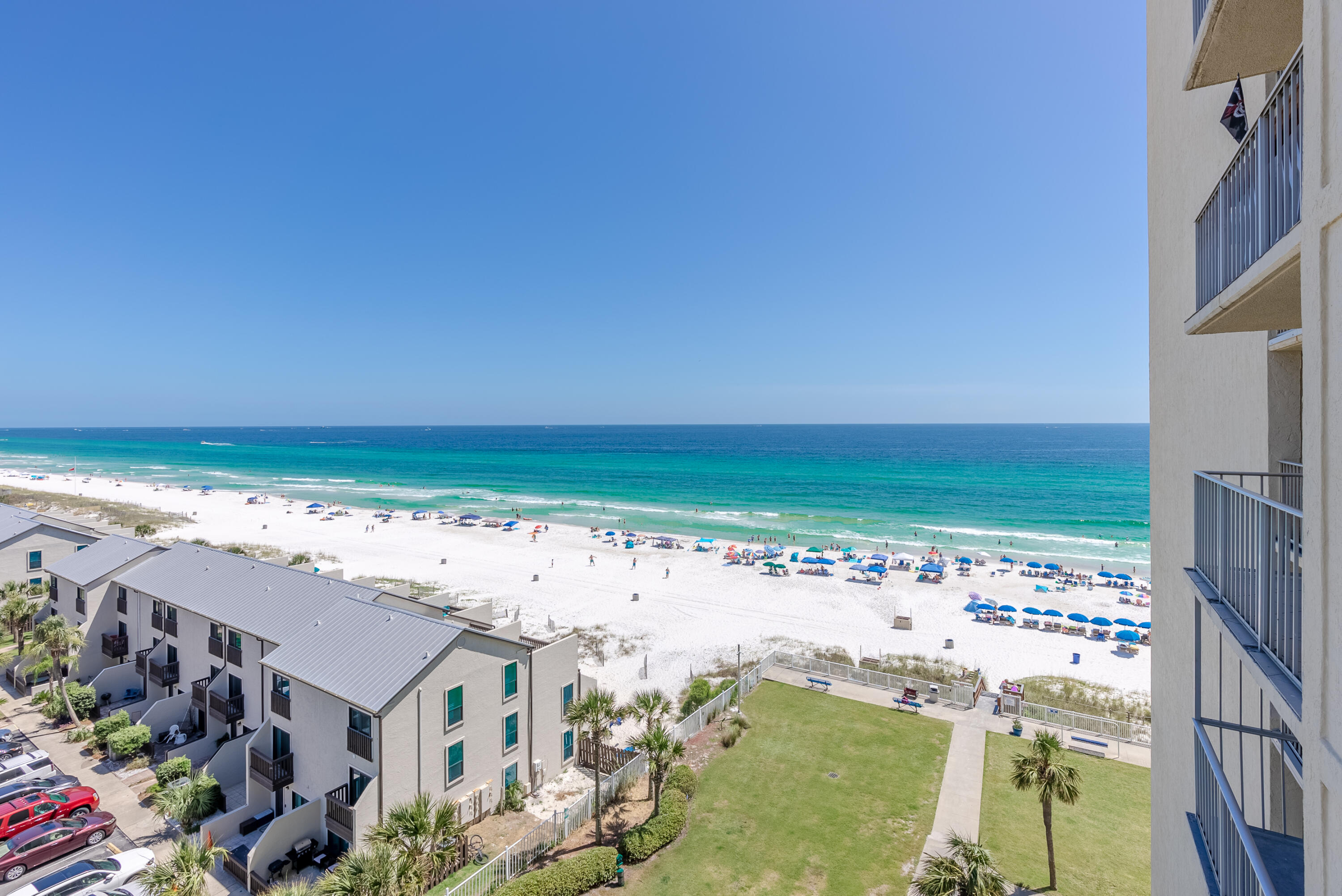 REGENCY TOWERS CONDO - Residential