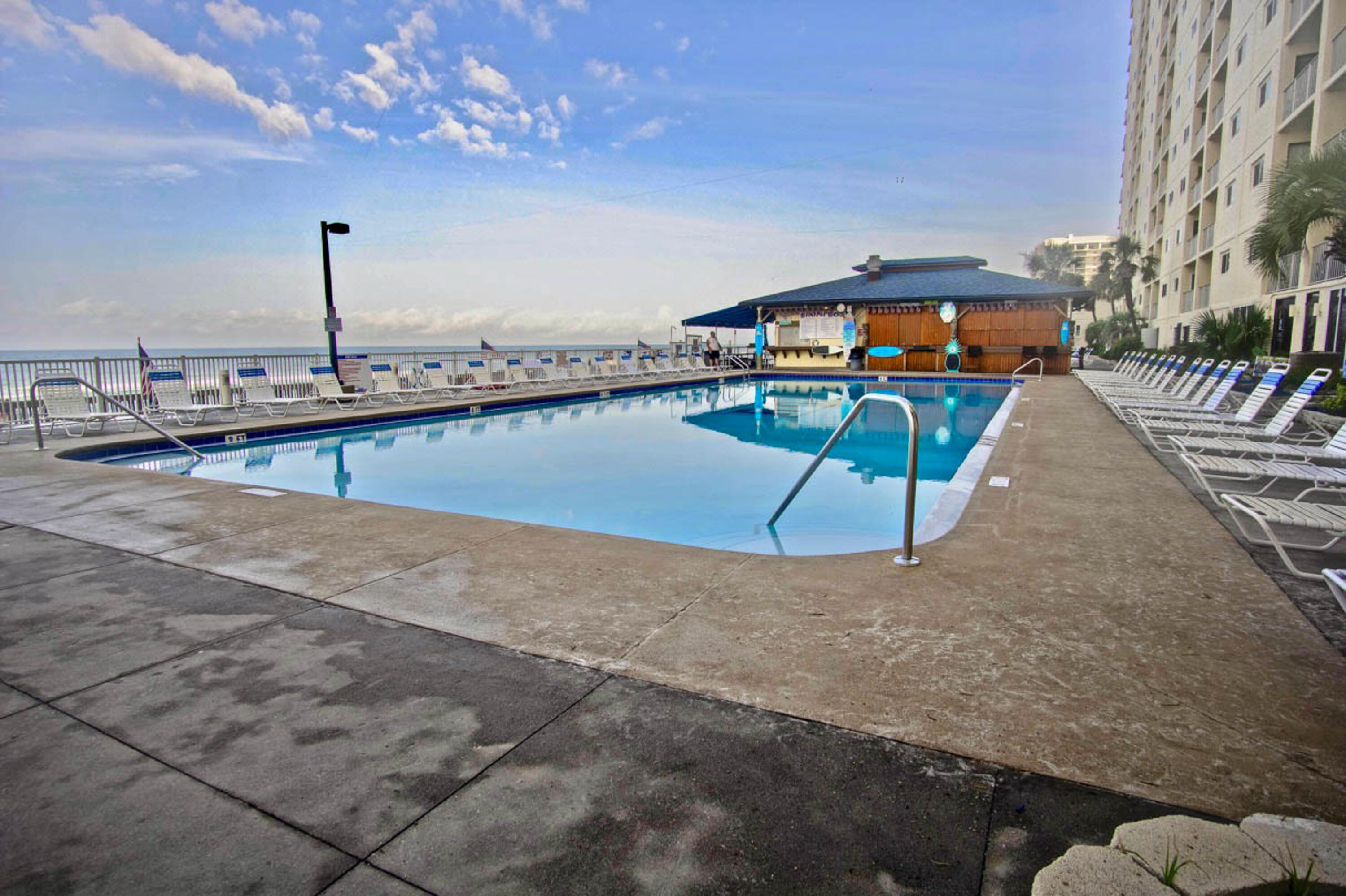 REGENCY TOWERS CONDO - Residential