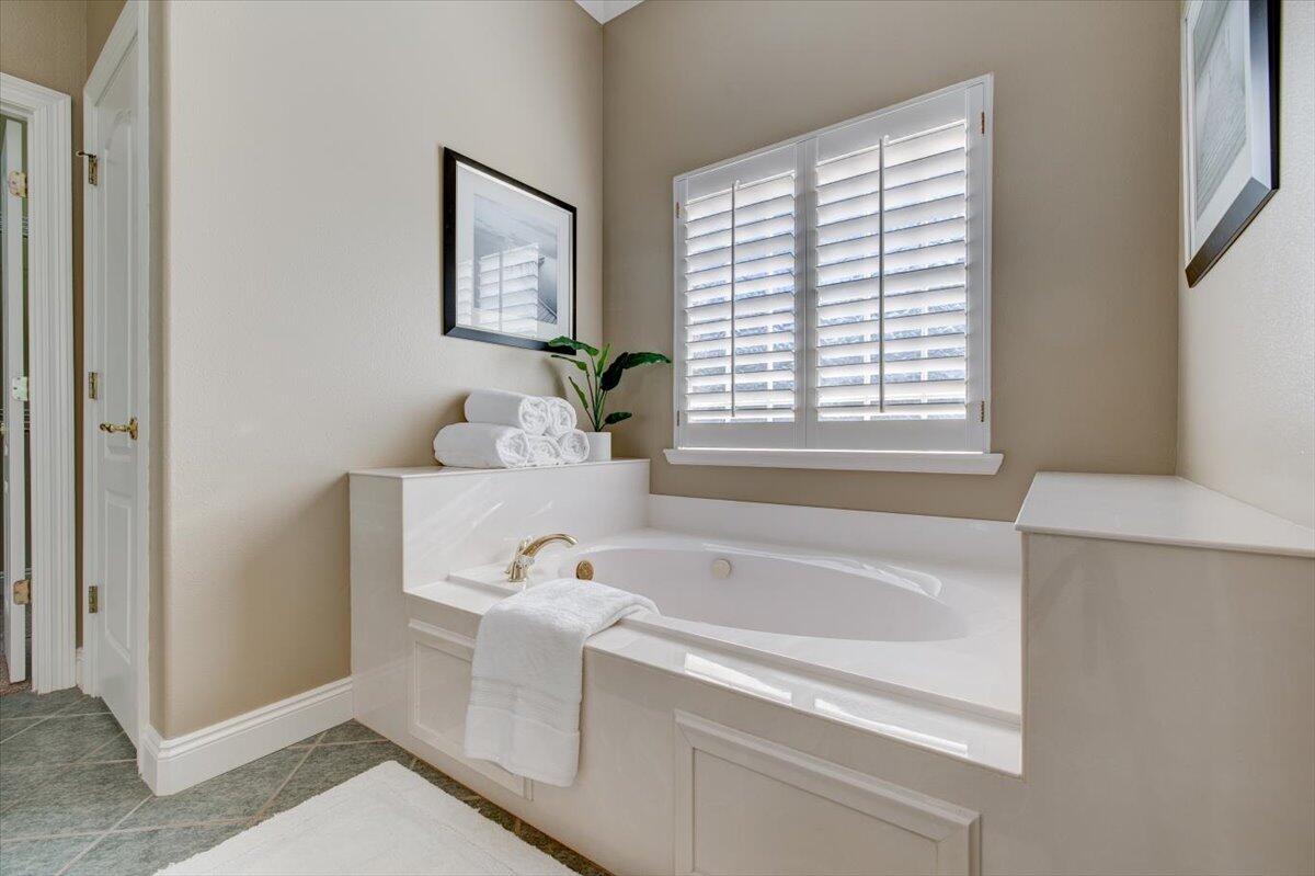 MAGNOLIA PLANTATION AT BLUEWATER BAY - Residential