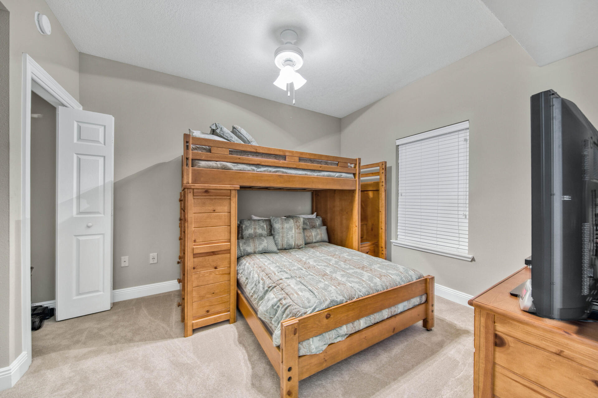 ARIEL DUNES II - Residential