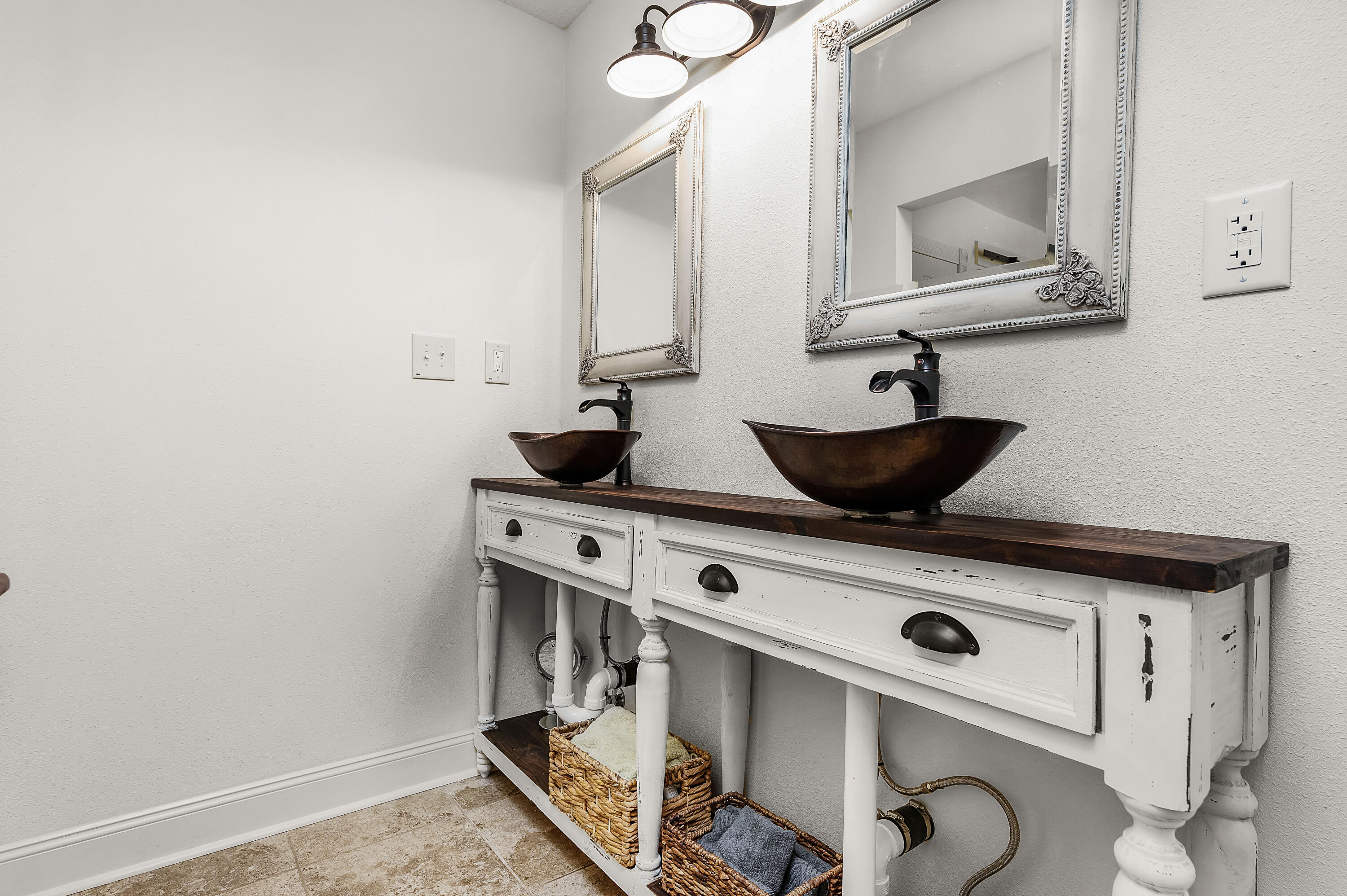 NONESUCH WAY - Residential