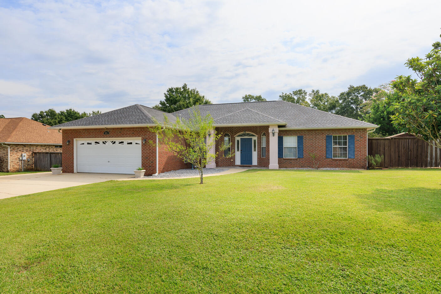 DEERFIELD ESTATES - Residential