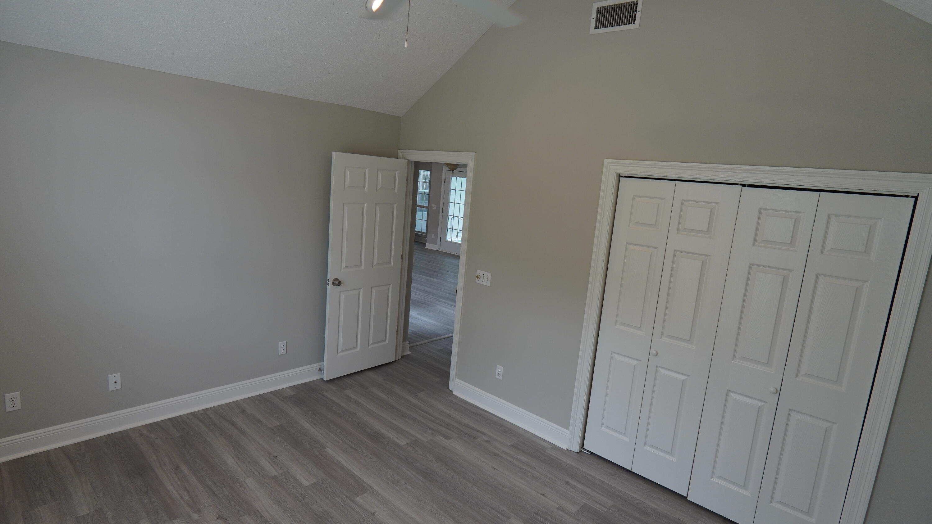 COLONY CLUB HARBOUR PH 3 - Residential