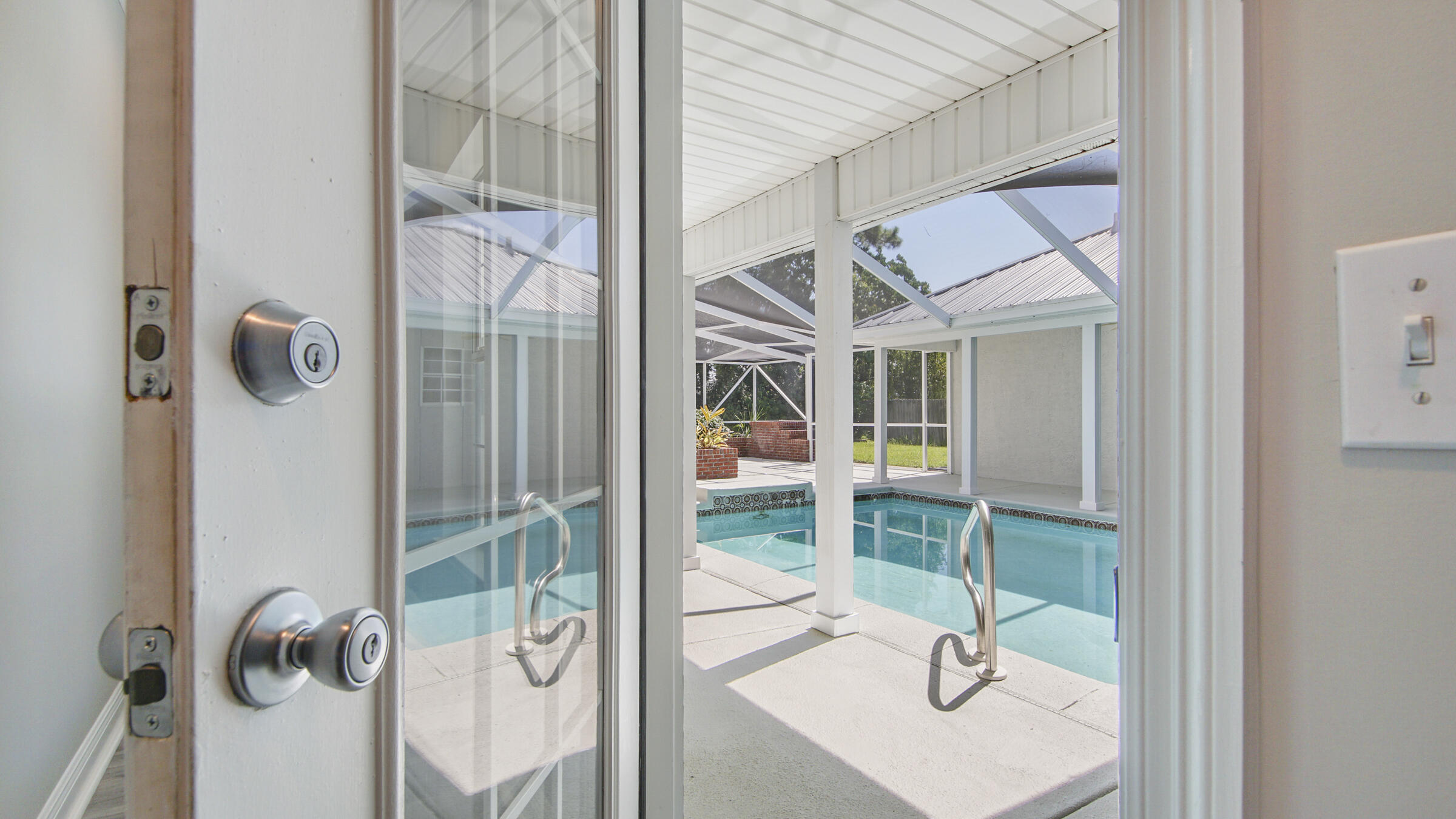 COLONY CLUB HARBOUR PH 3 - Residential