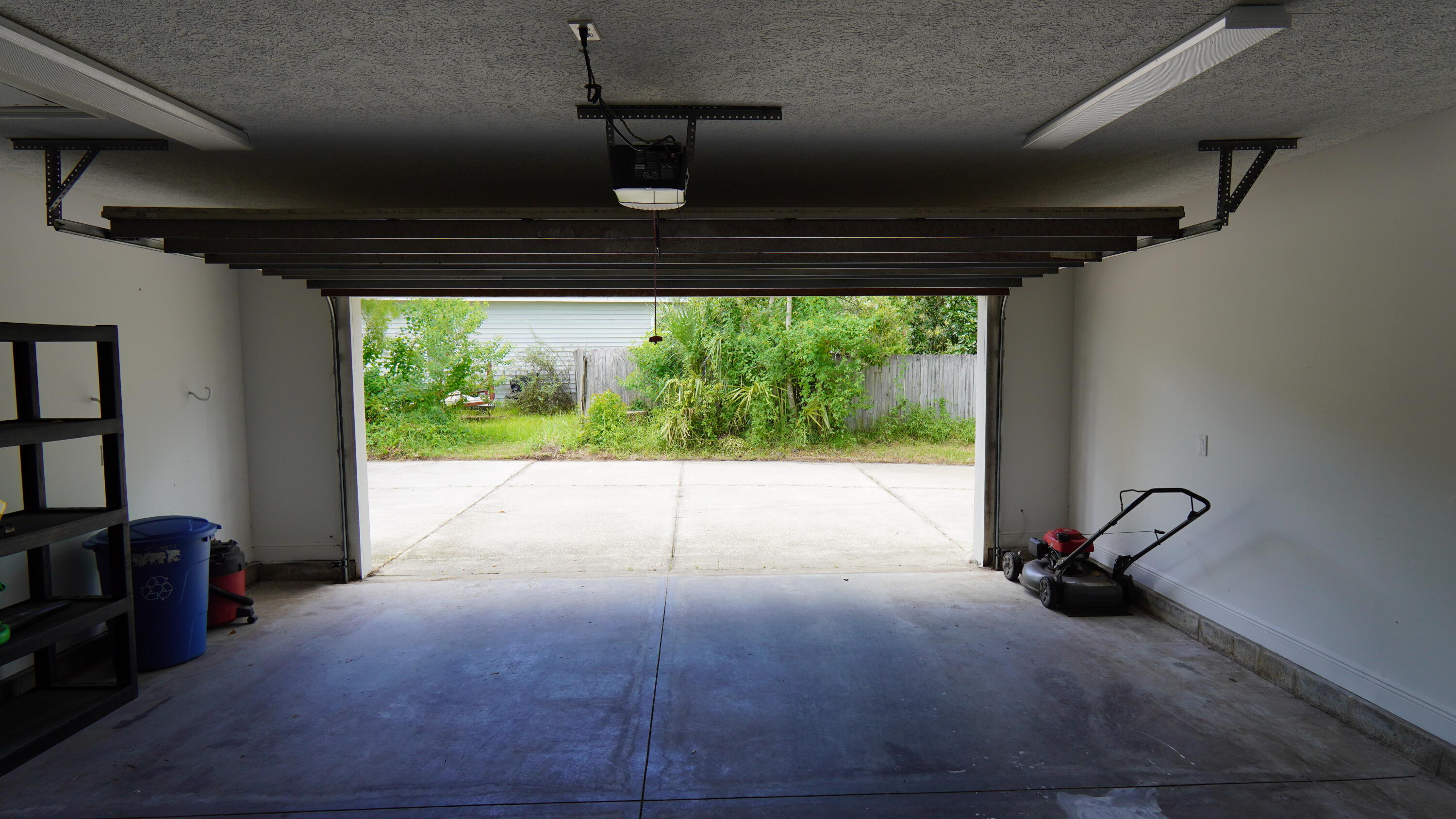 COLONY CLUB HARBOUR PH 3 - Residential