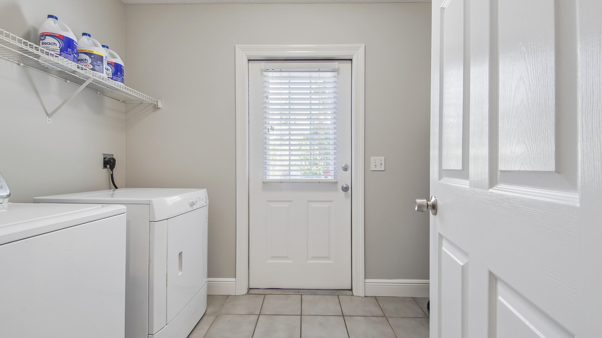 COLONY CLUB HARBOUR PH 3 - Residential