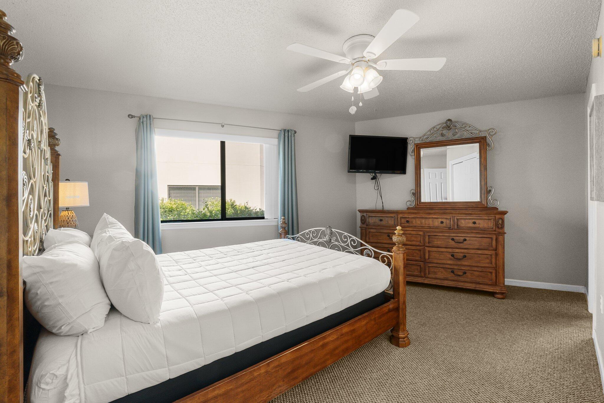 CRYSTAL VILLAGE 2 CONDO PH 3 - Residential