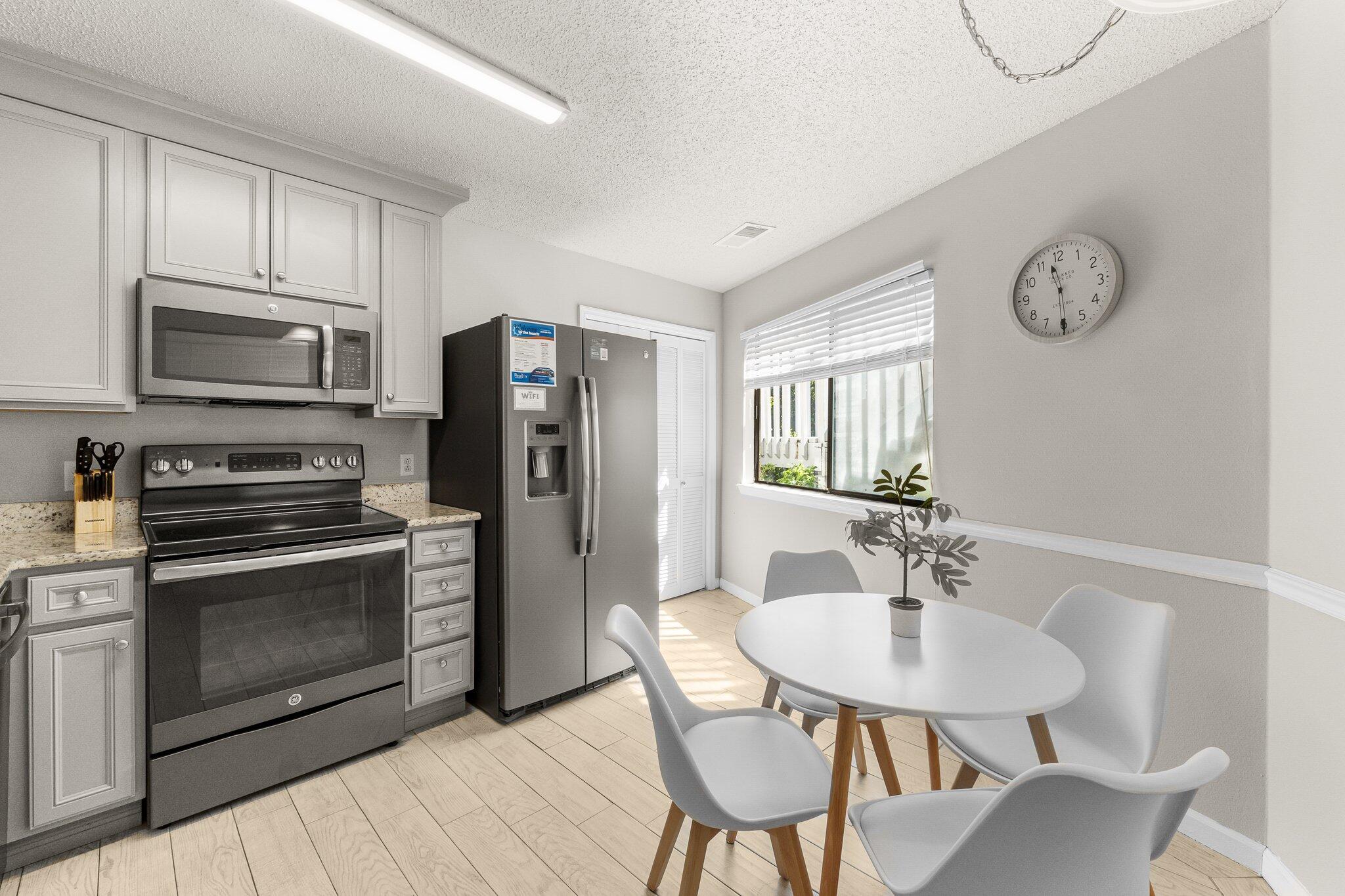 CRYSTAL VILLAGE 2 CONDO PH 3 - Residential