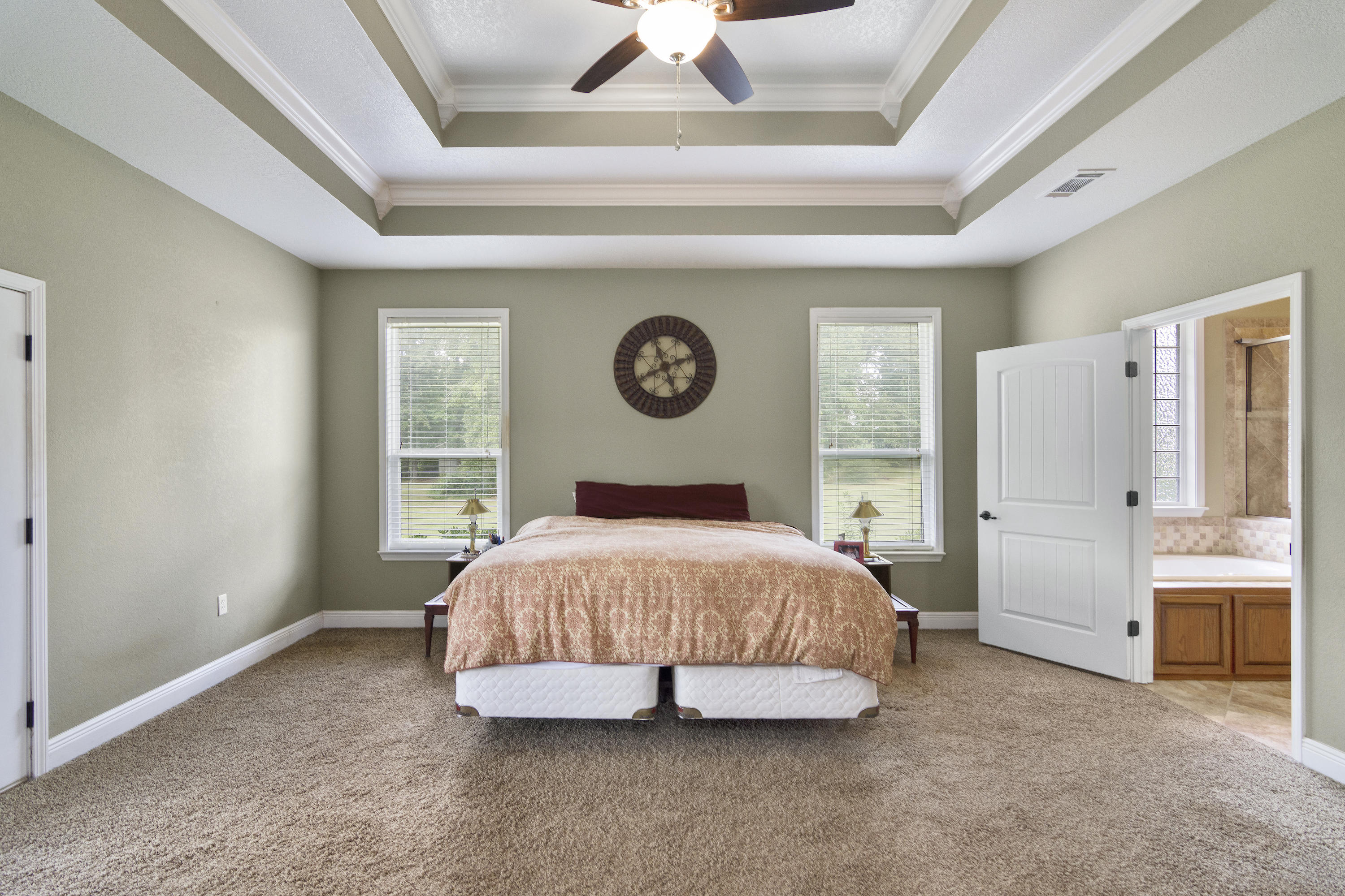 METES & BOUNDS - Farm