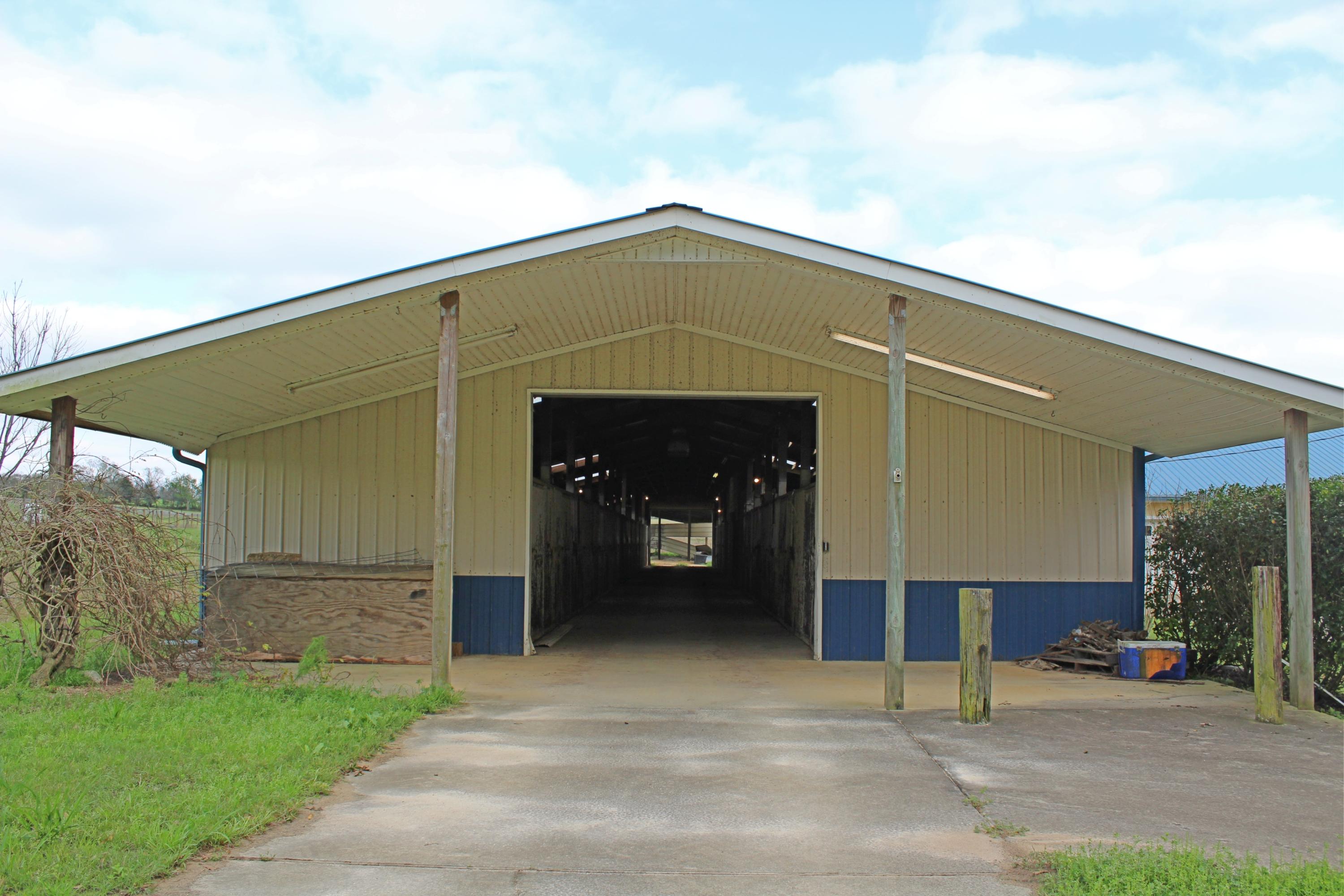 METES & BOUNDS - Farm