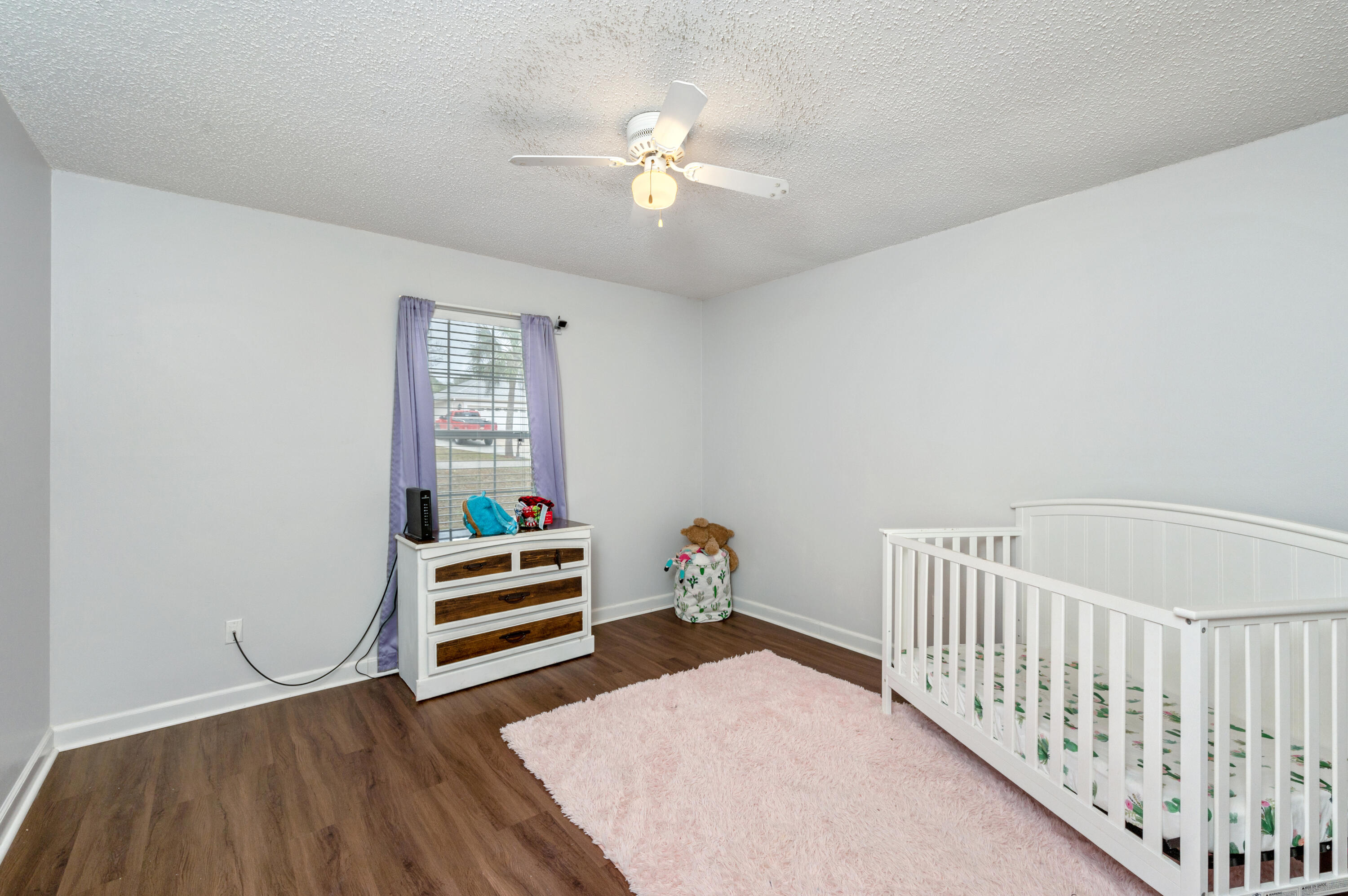 RIVERCHASE S/D PH 2 LOT 19 BLK C - Residential