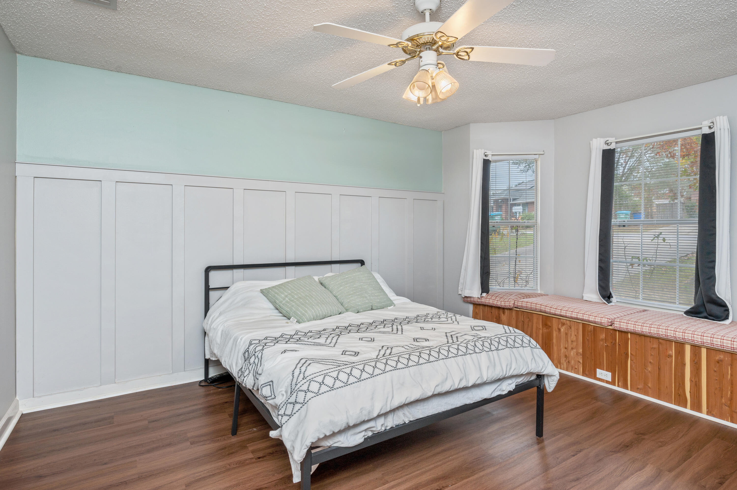 RIVERCHASE S/D PH 2 LOT 19 BLK C - Residential