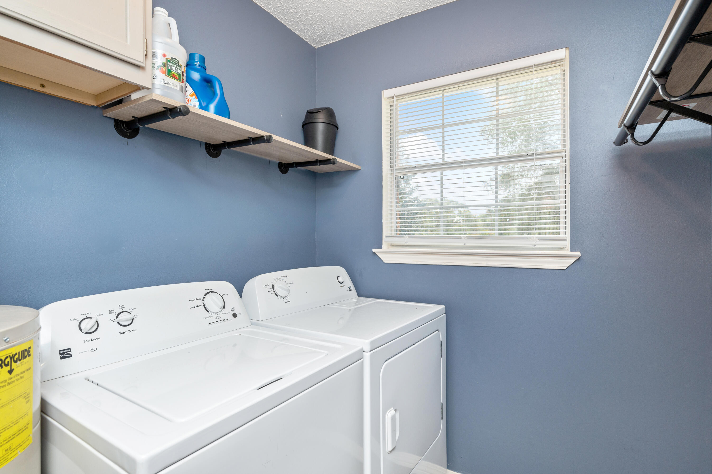 RIVERCHASE S/D PH 2 LOT 19 BLK C - Residential