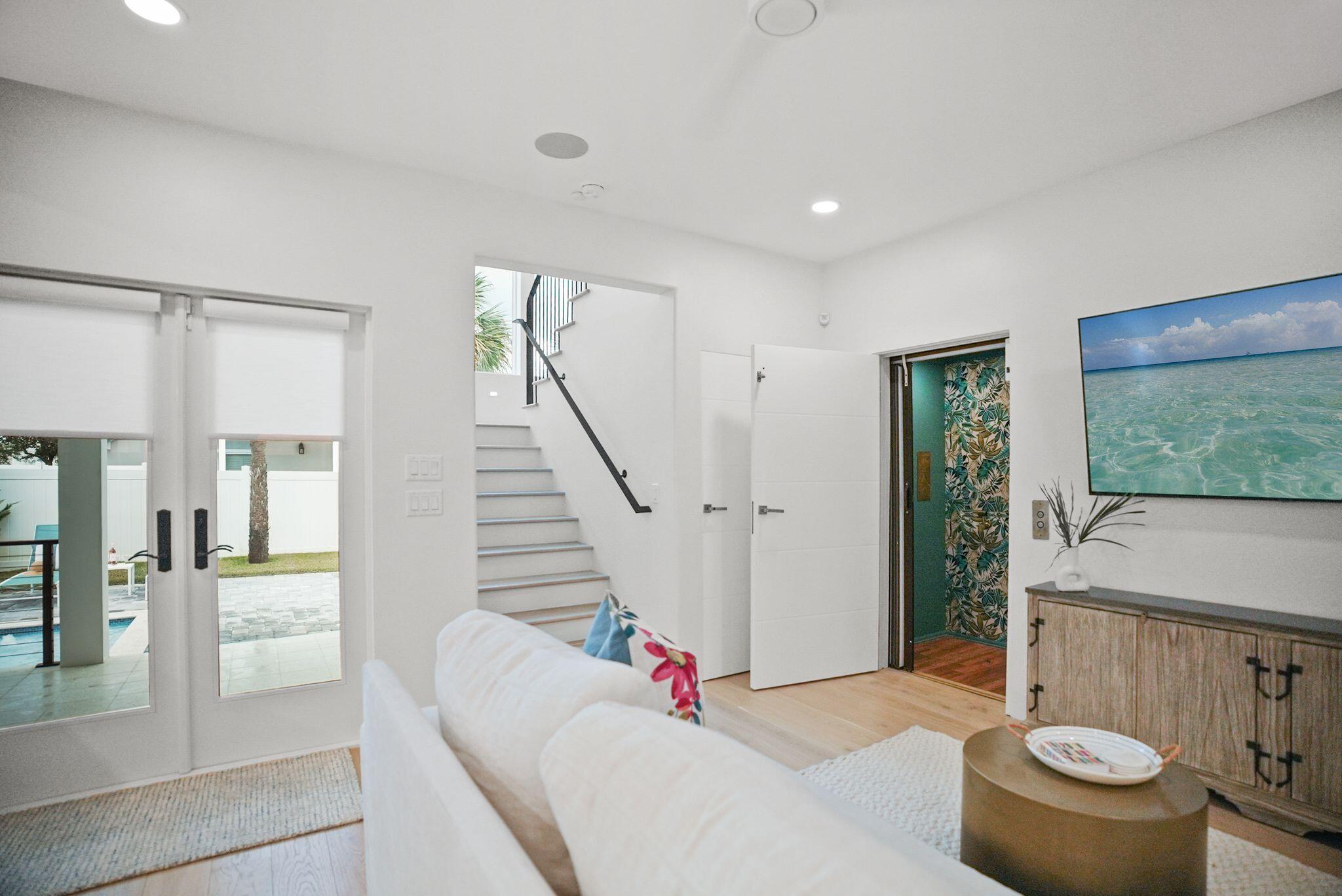 SAND CLIFFS - Residential