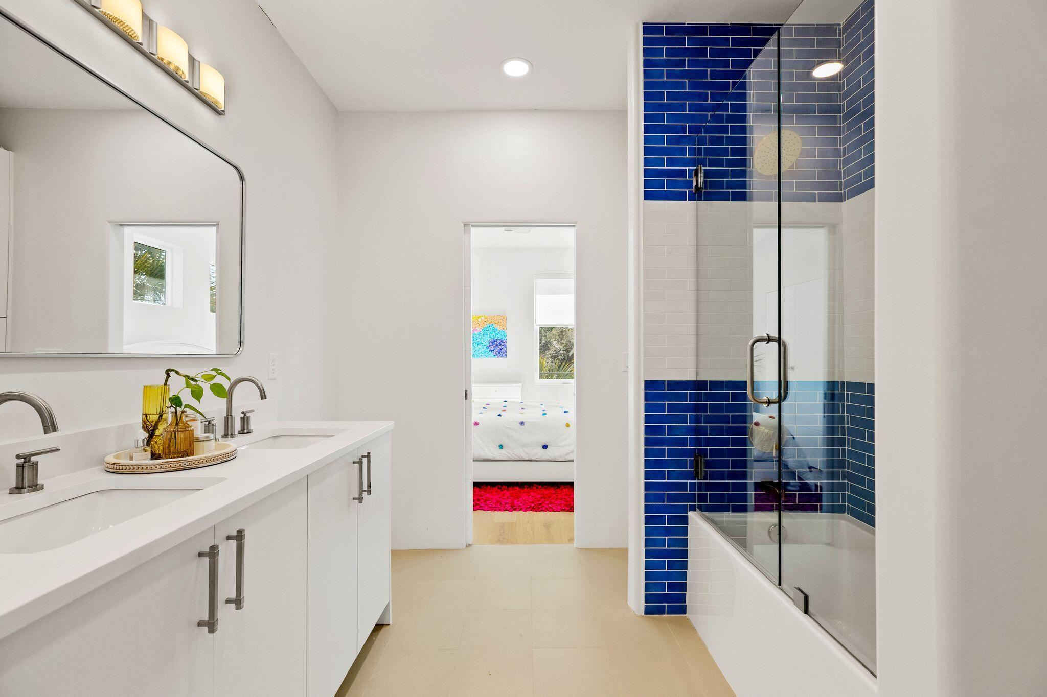 SAND CLIFFS - Residential