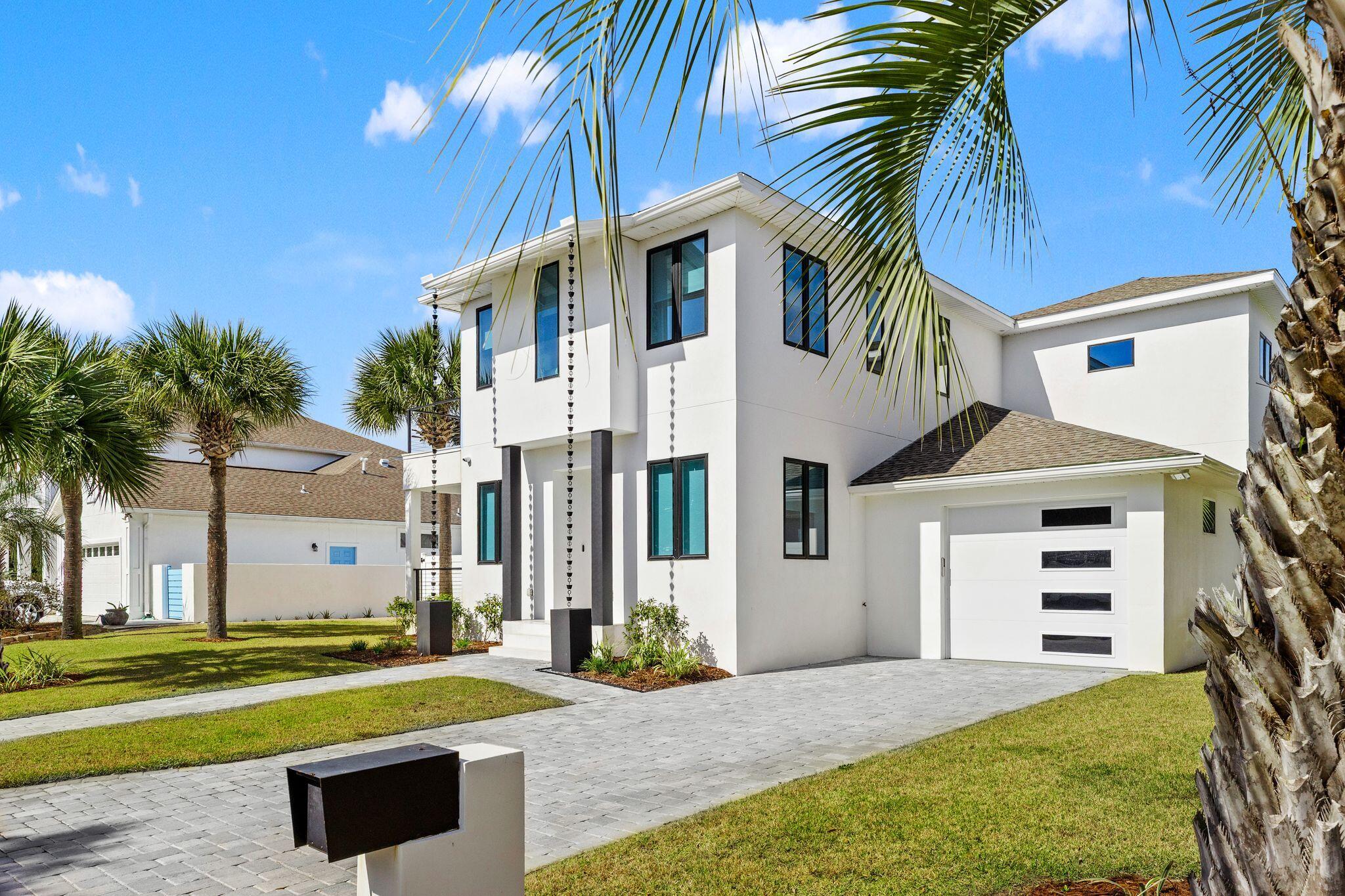 SAND CLIFFS - Residential