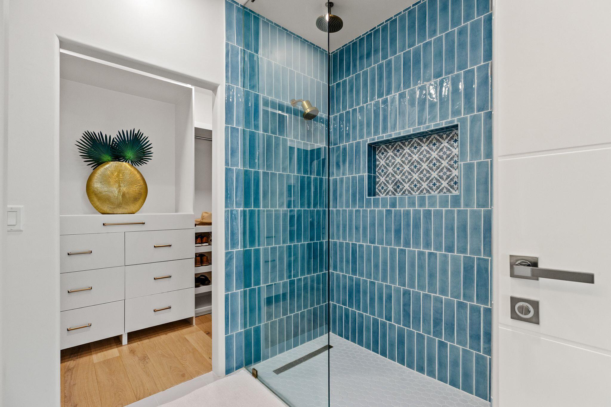 SAND CLIFFS - Residential