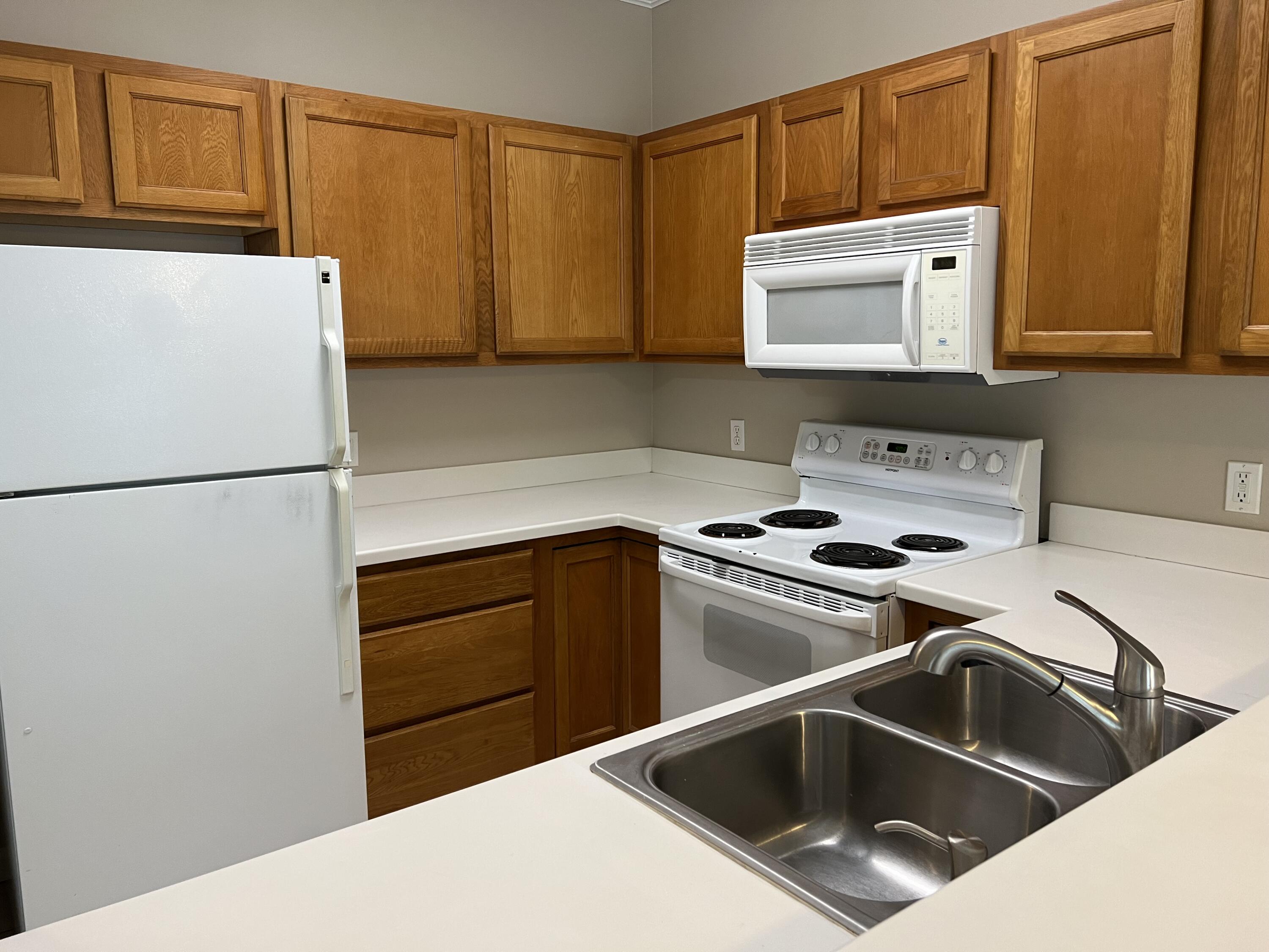 STONEGATE - Residential