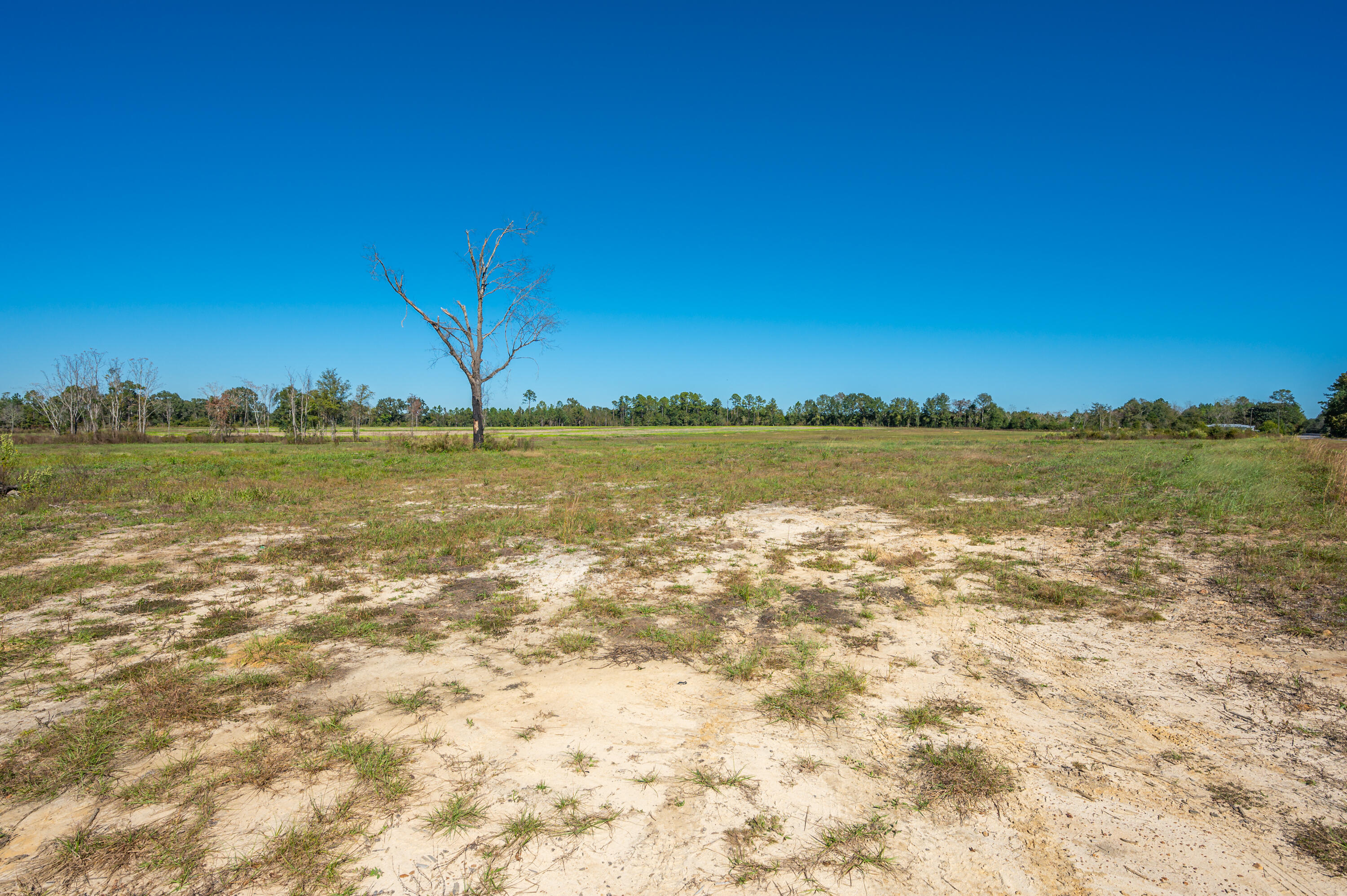 METES & BOUNDS - Land