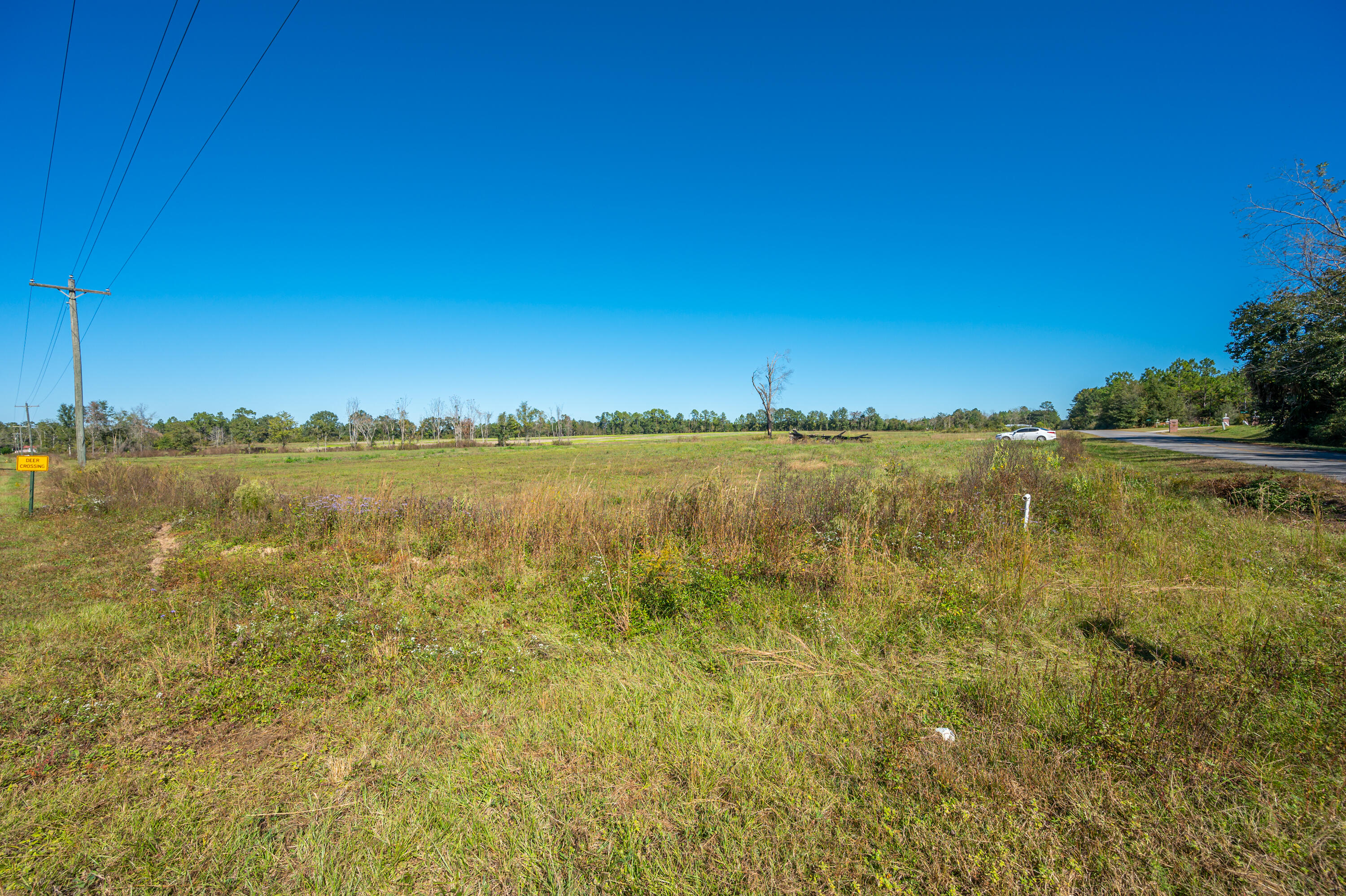 METES & BOUNDS - Land